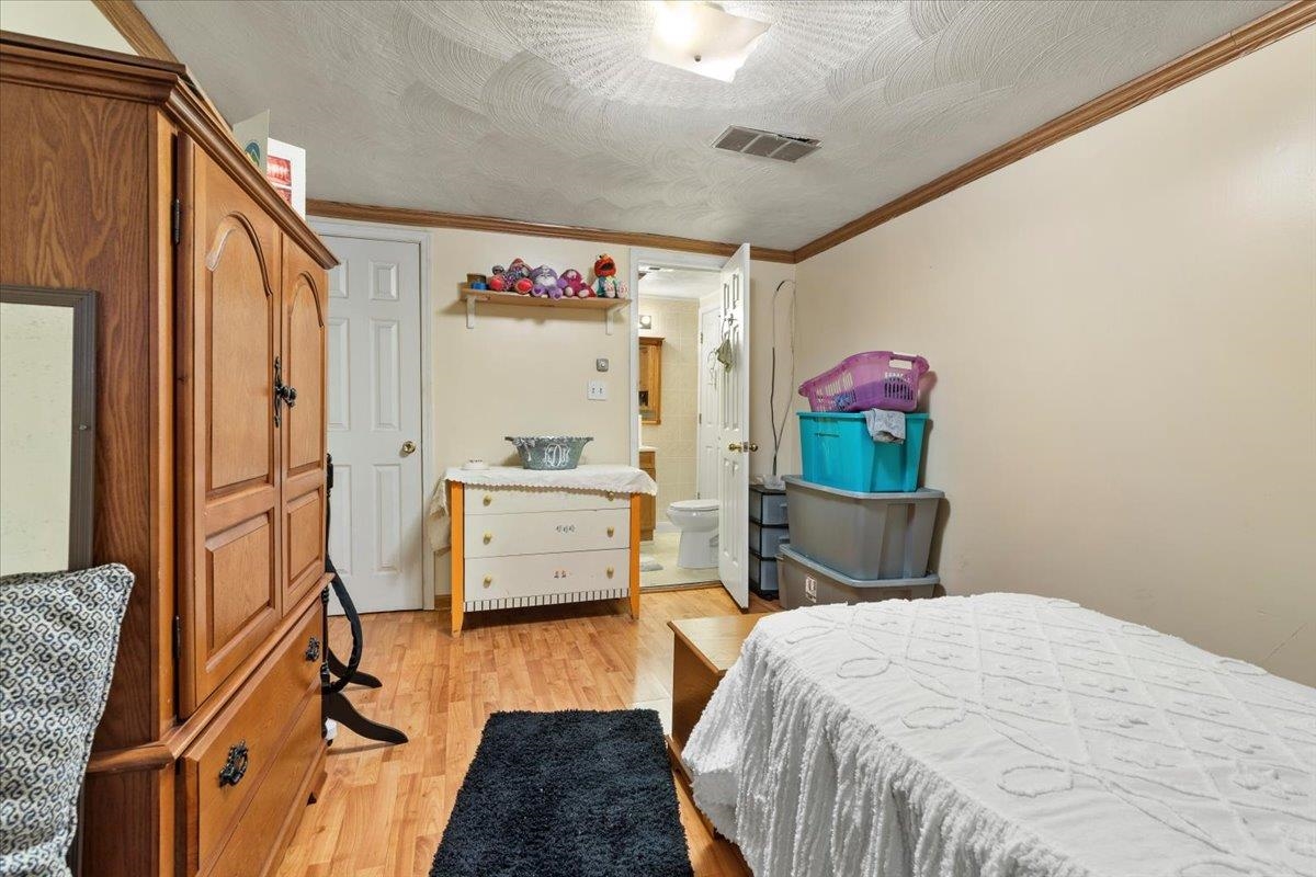 1915 Glenroy Street NW Roanoke VA 24017