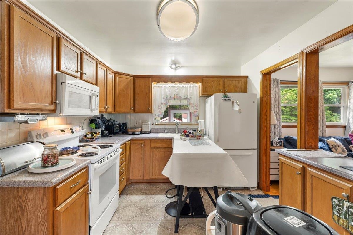 1915 Glenroy Street NW Roanoke VA 24017