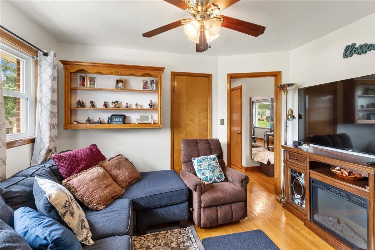 1915 Glenroy Street NW Roanoke VA 24017
