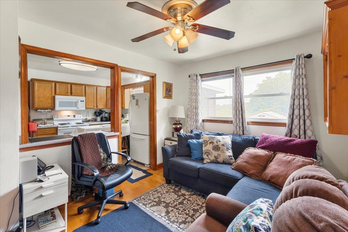 1915 Glenroy Street NW Roanoke VA 24017