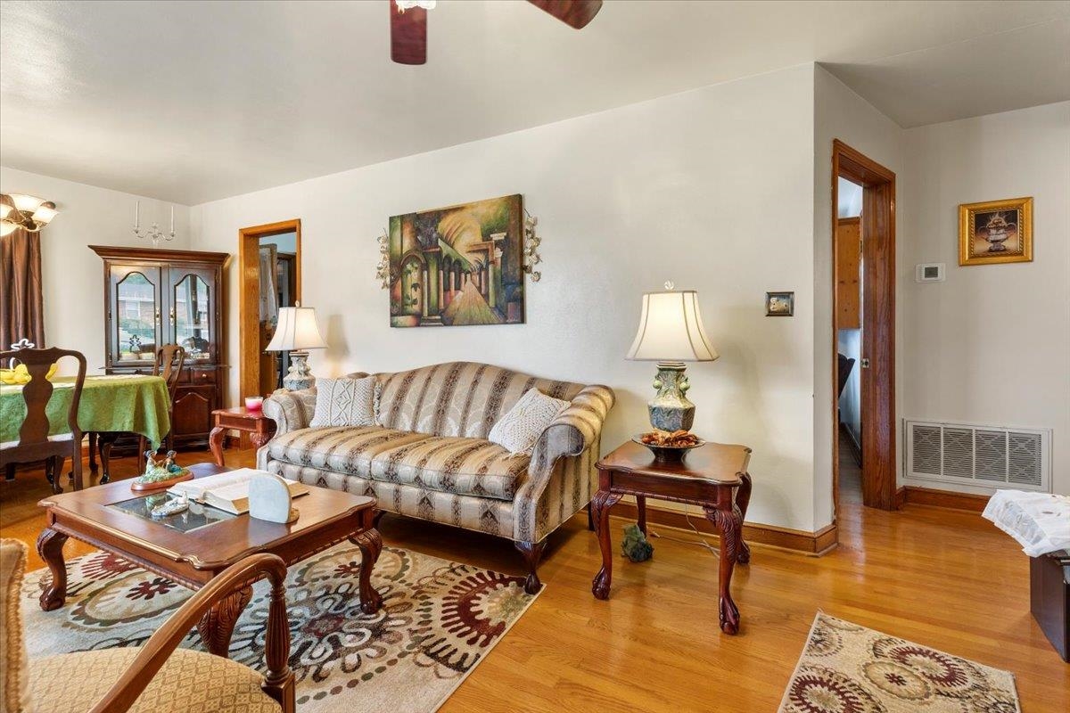 1915 Glenroy Street NW Roanoke VA 24017