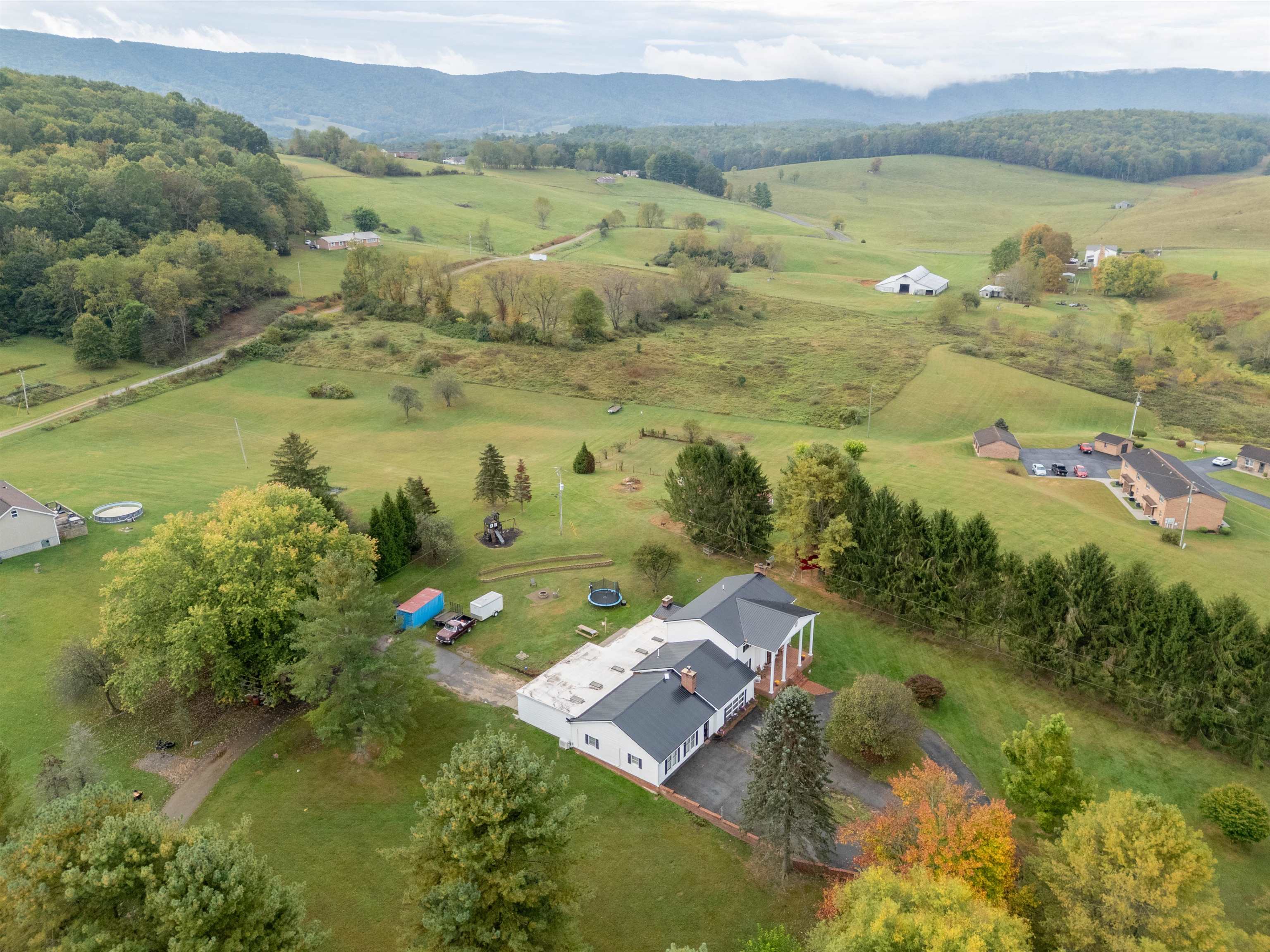 350 Valley View Lane Bland VA 24315