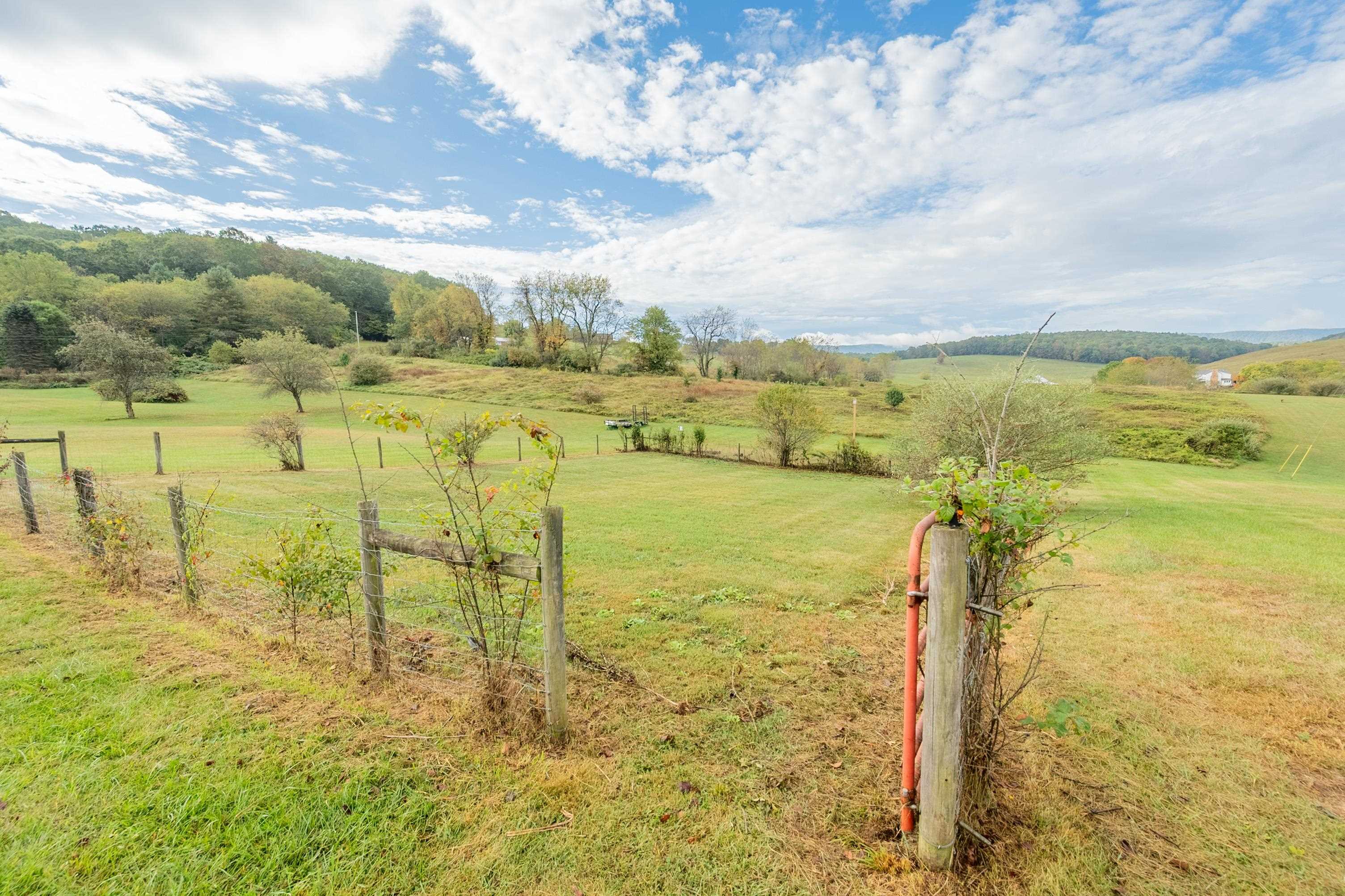 350 Valley View Lane Bland VA 24315