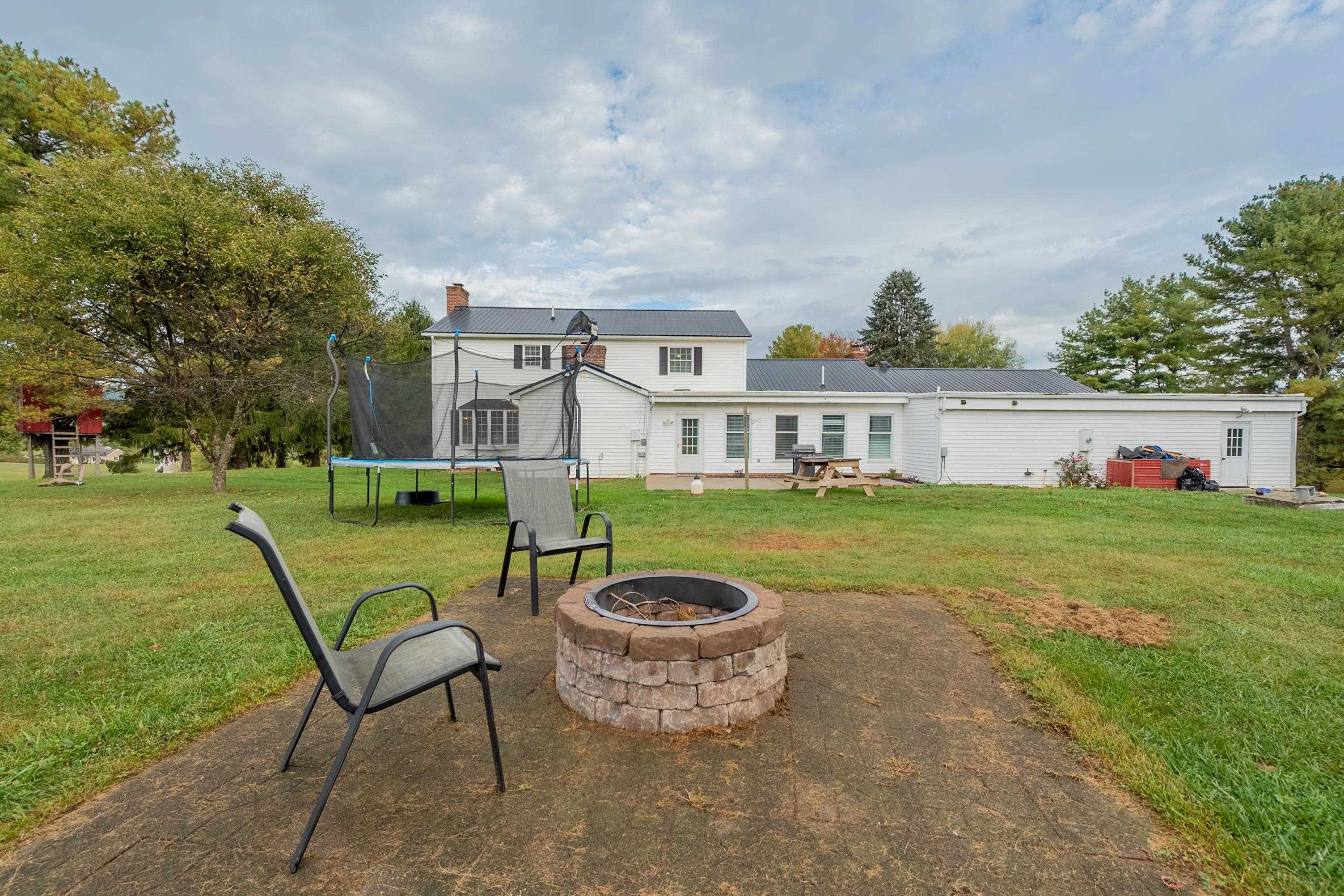 350 Valley View Lane Bland VA 24315