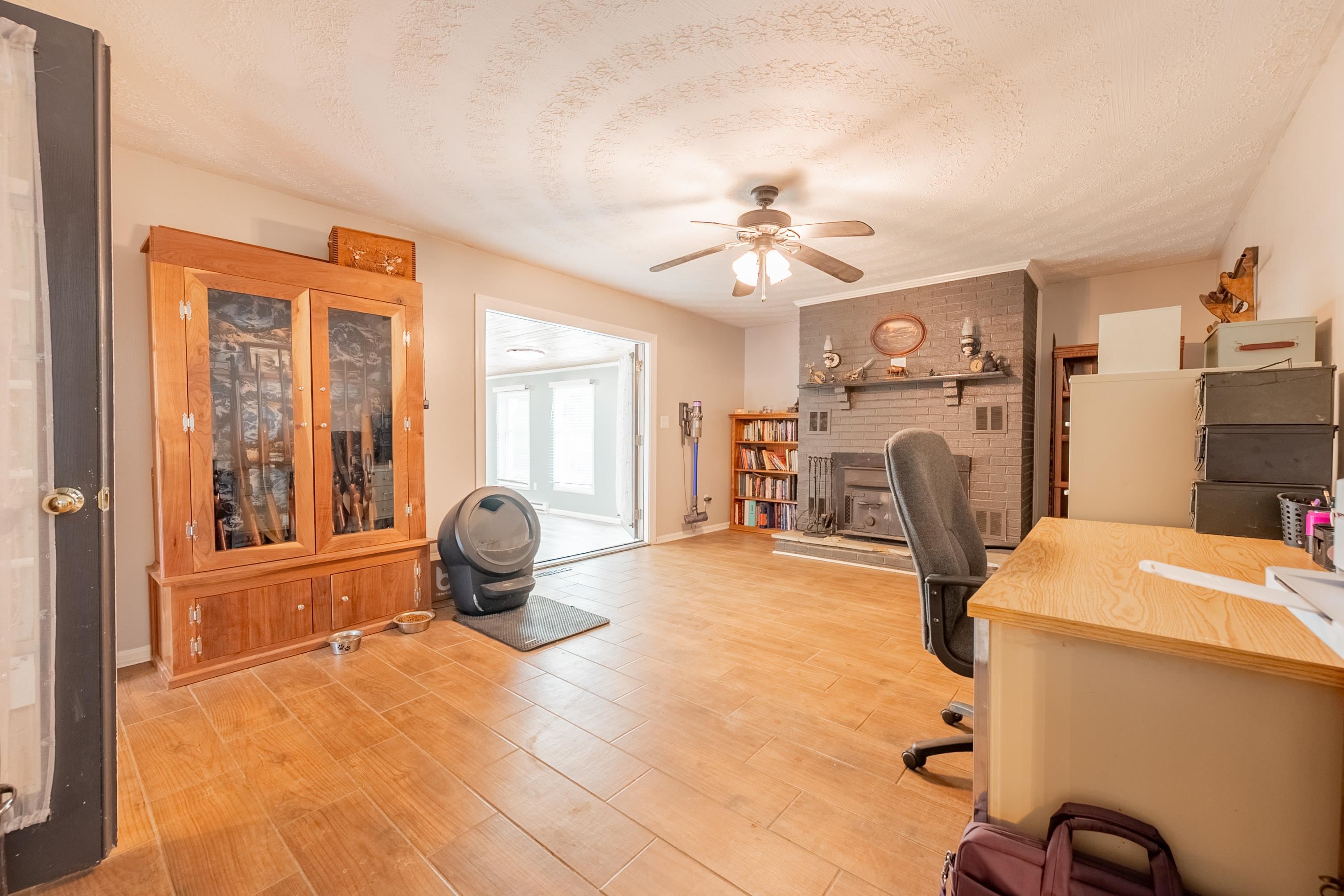 350 Valley View Lane Bland VA 24315