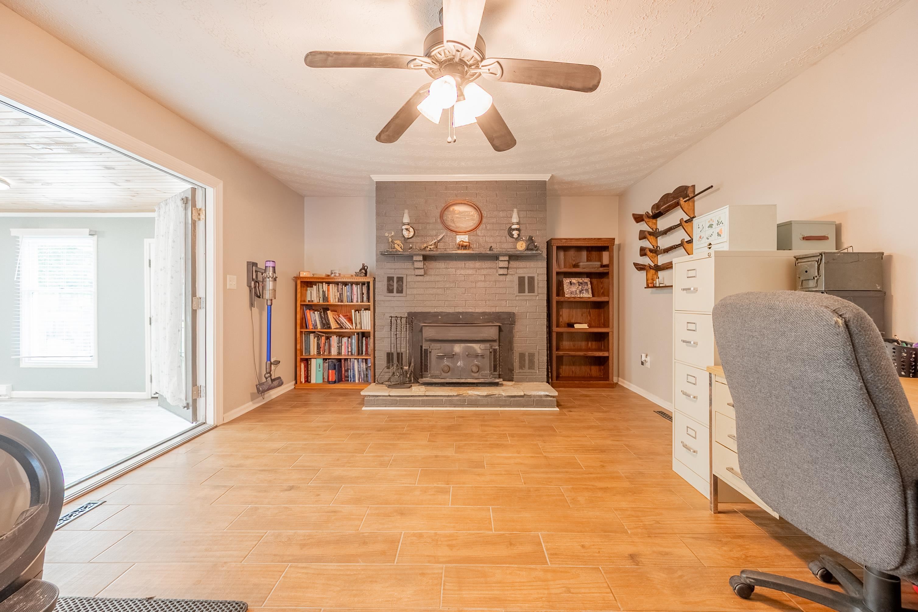 350 Valley View Lane Bland VA 24315