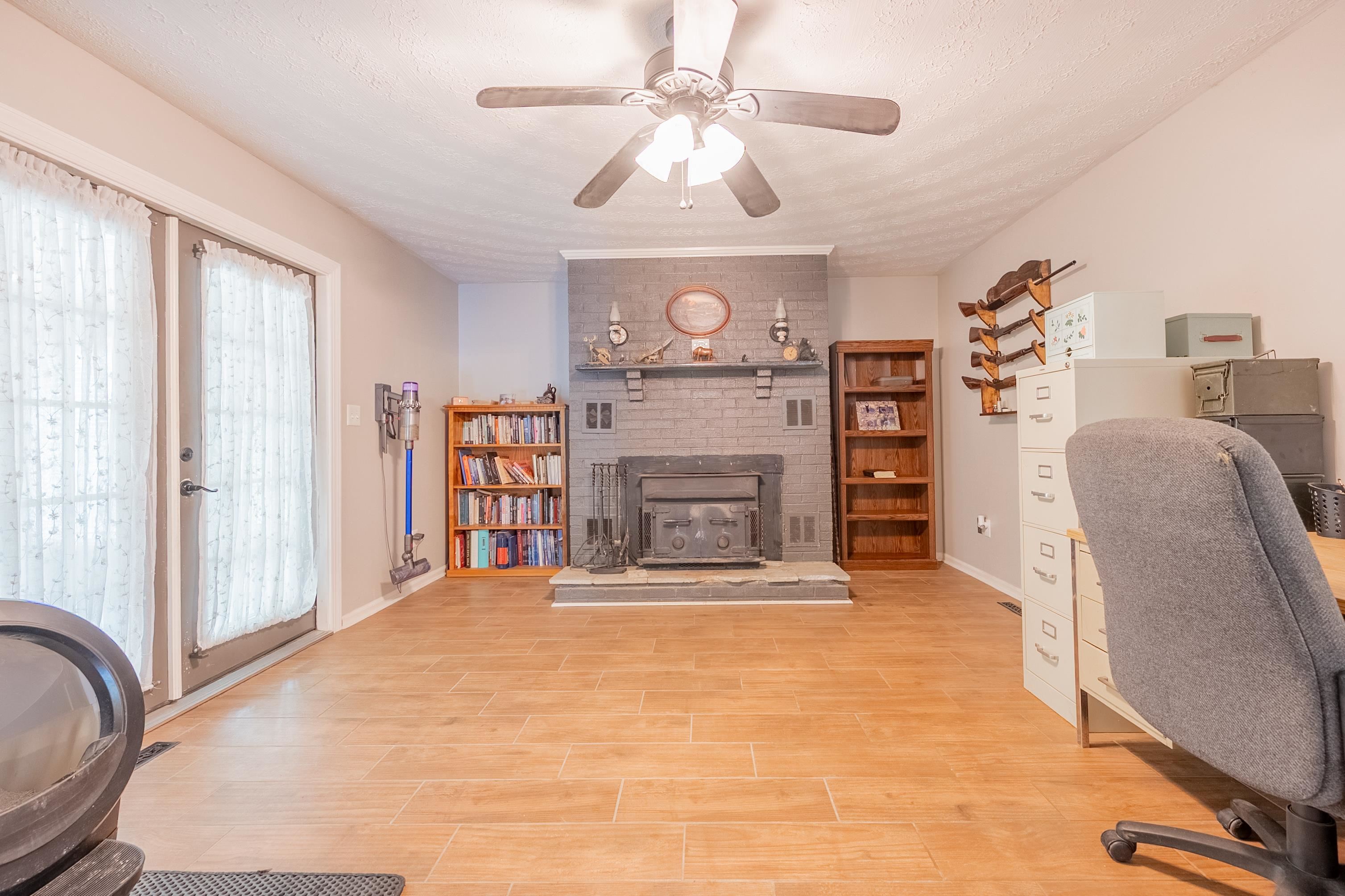 350 Valley View Lane Bland VA 24315