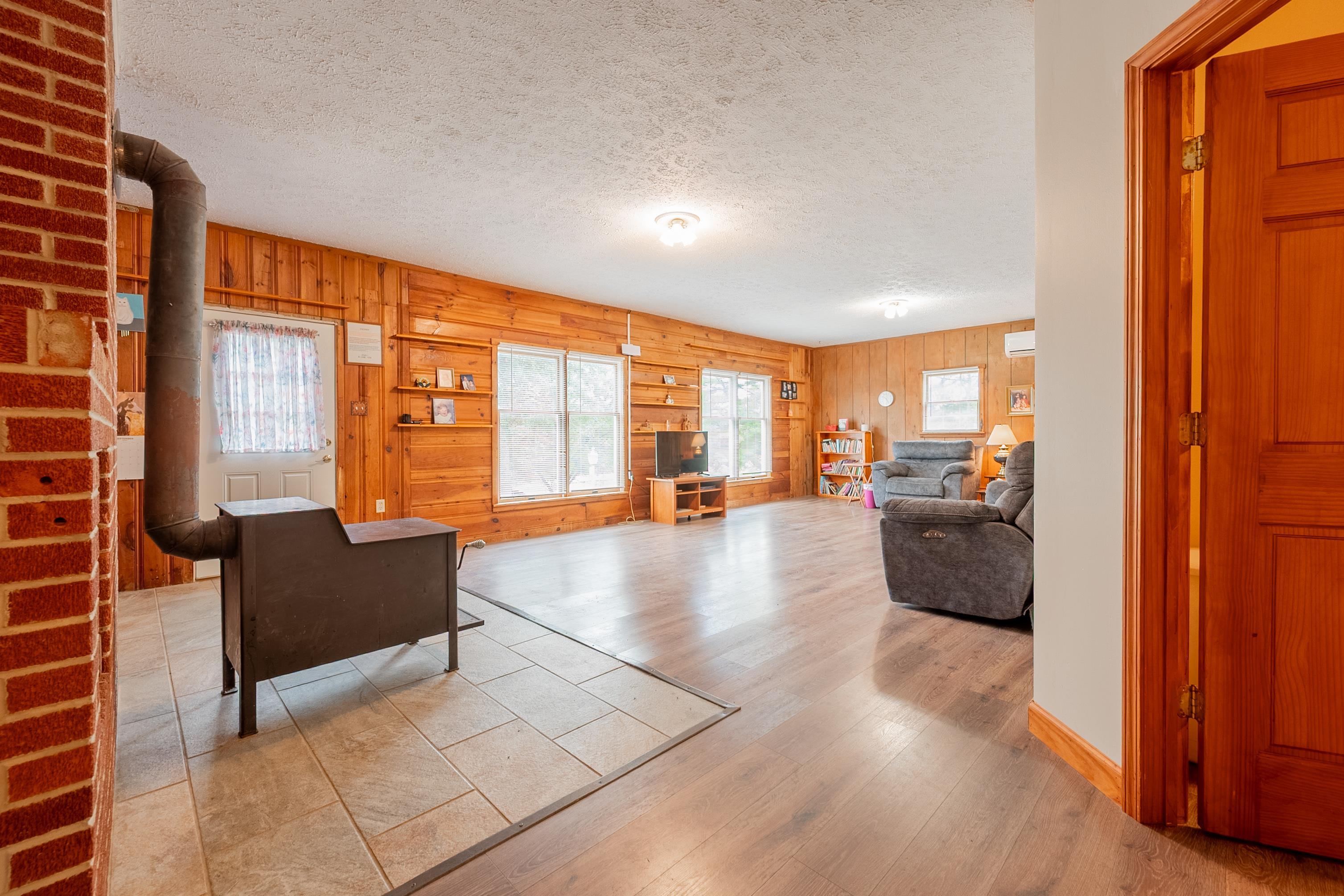 350 Valley View Lane Bland VA 24315