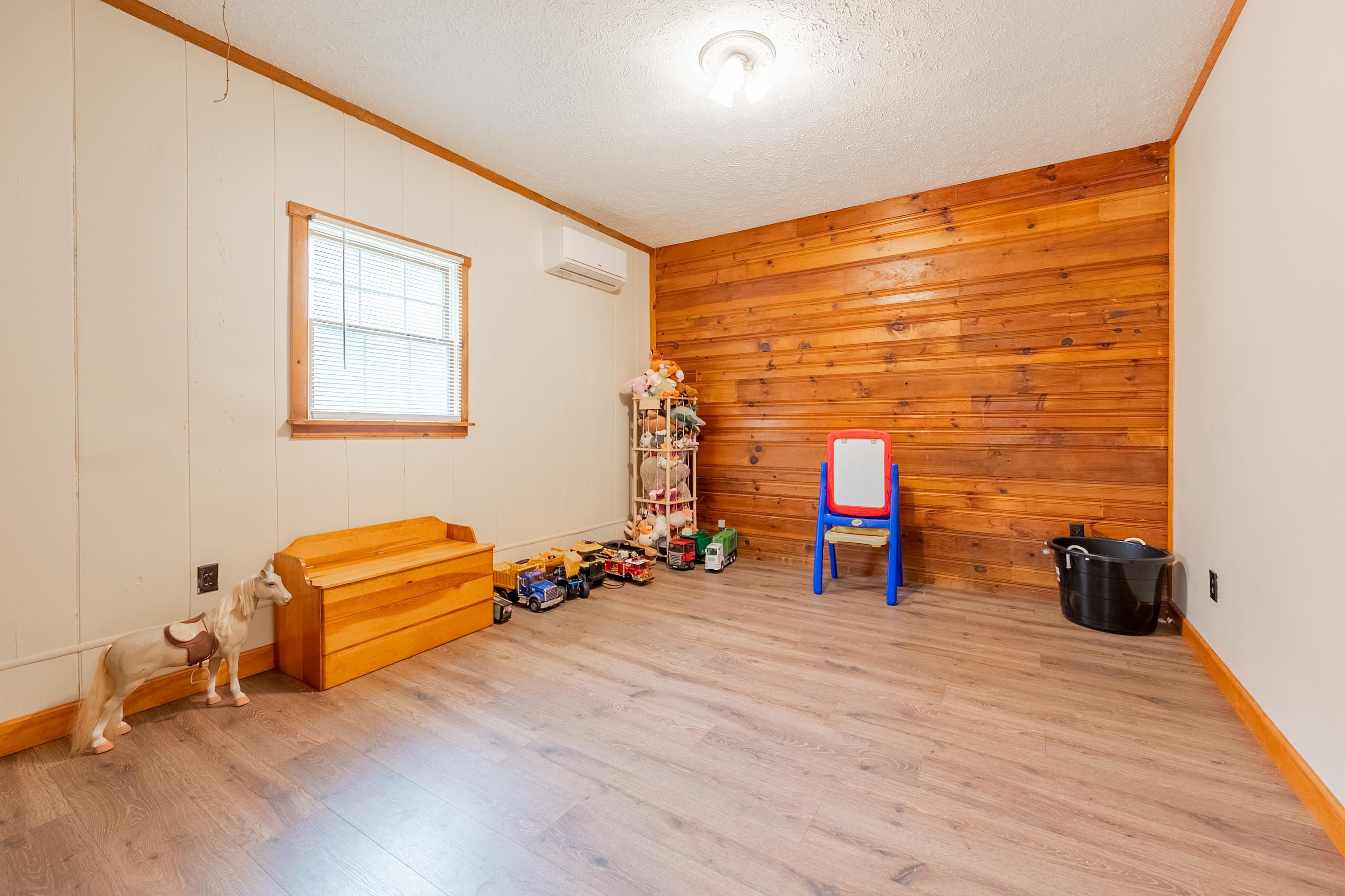 350 Valley View Lane Bland VA 24315