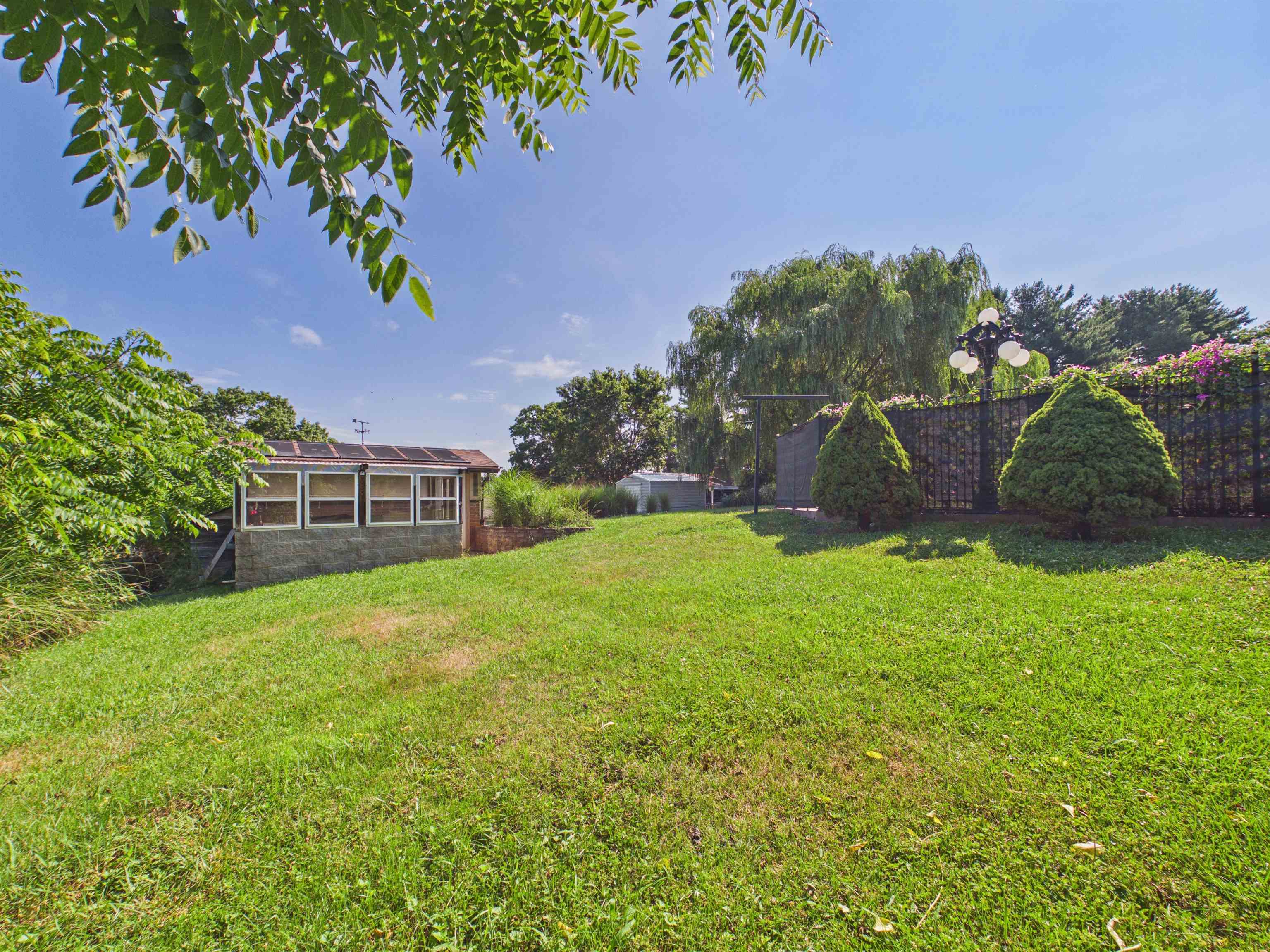 506 Denby Street Radford VA 24141