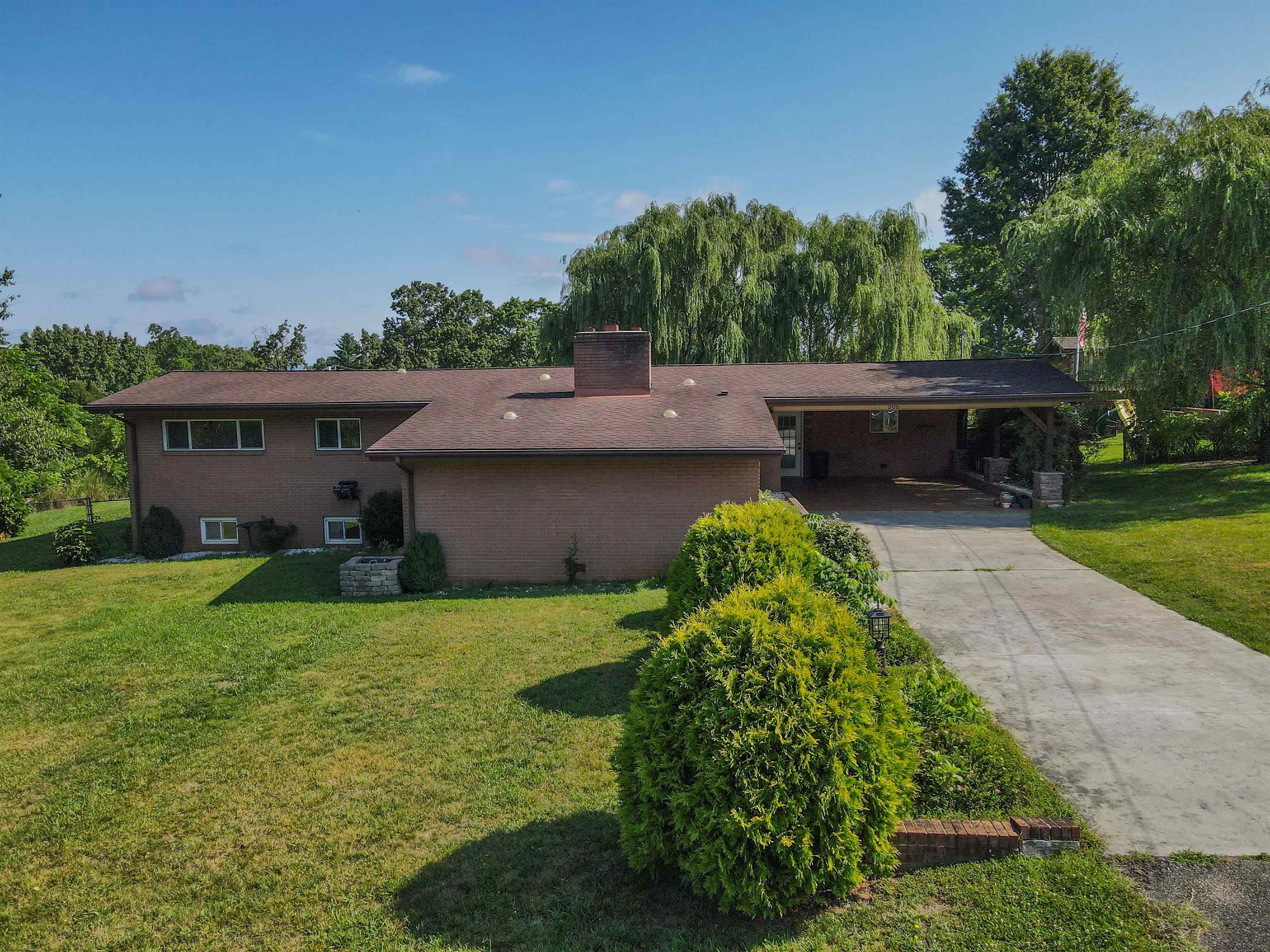 506 Denby Street Radford VA 24141