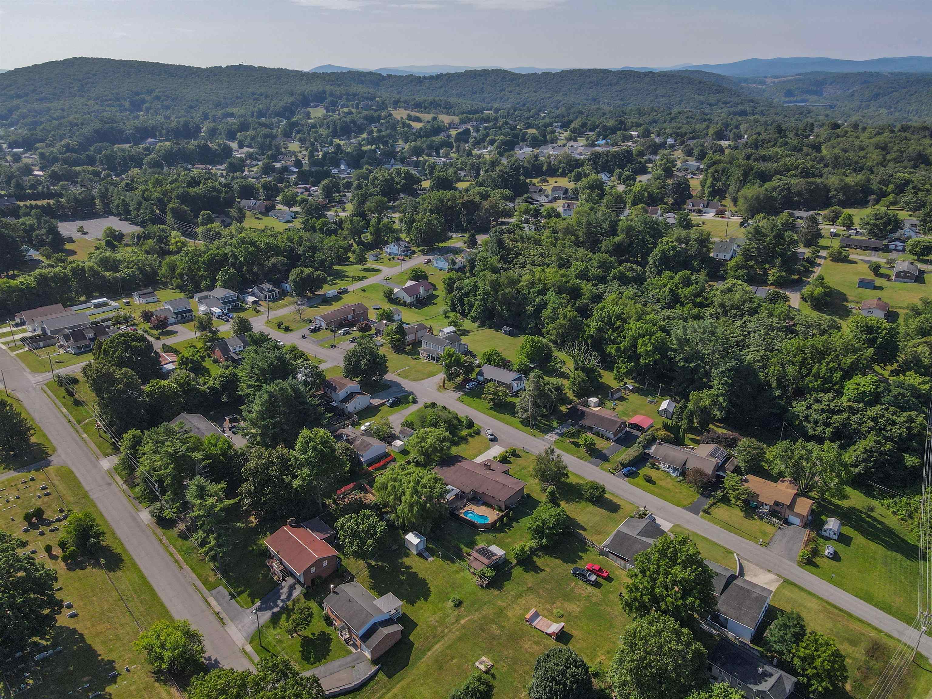 506 Denby Street Radford VA 24141