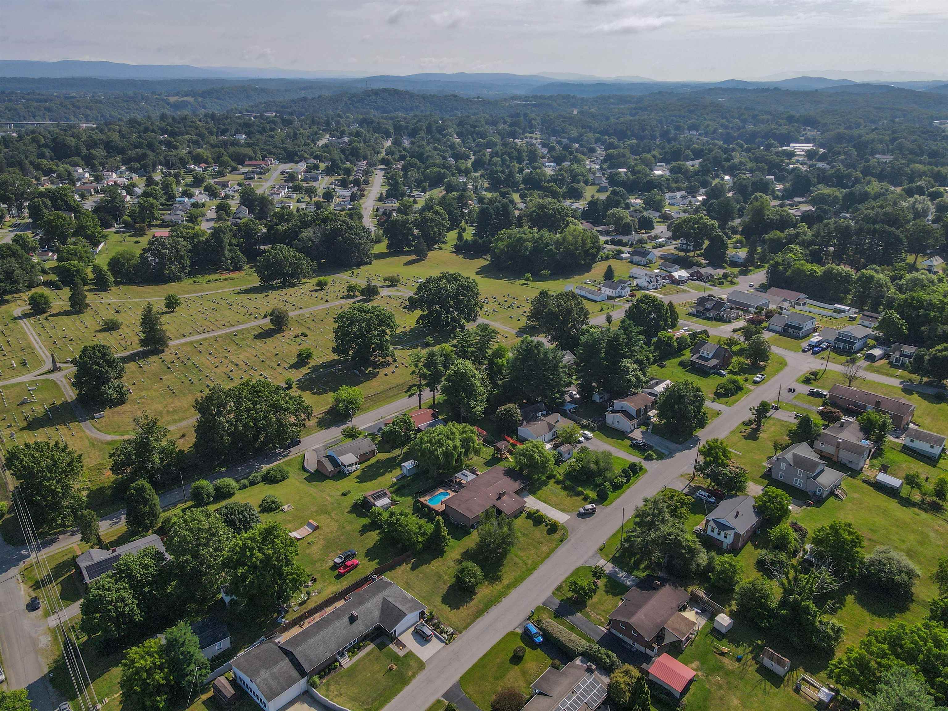 506 Denby Street Radford VA 24141