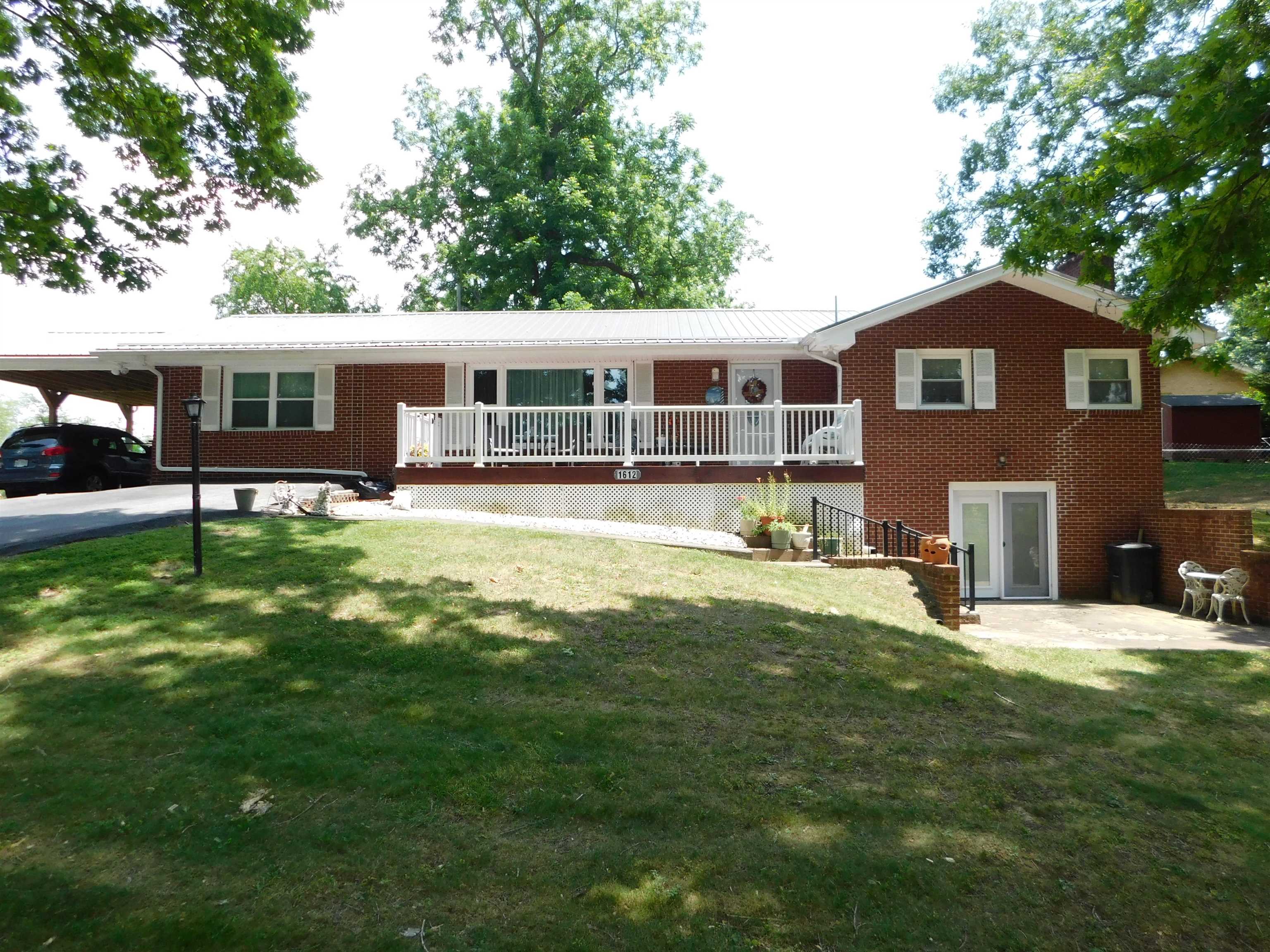 1612 Westwood Drive Pulaski VA 24301