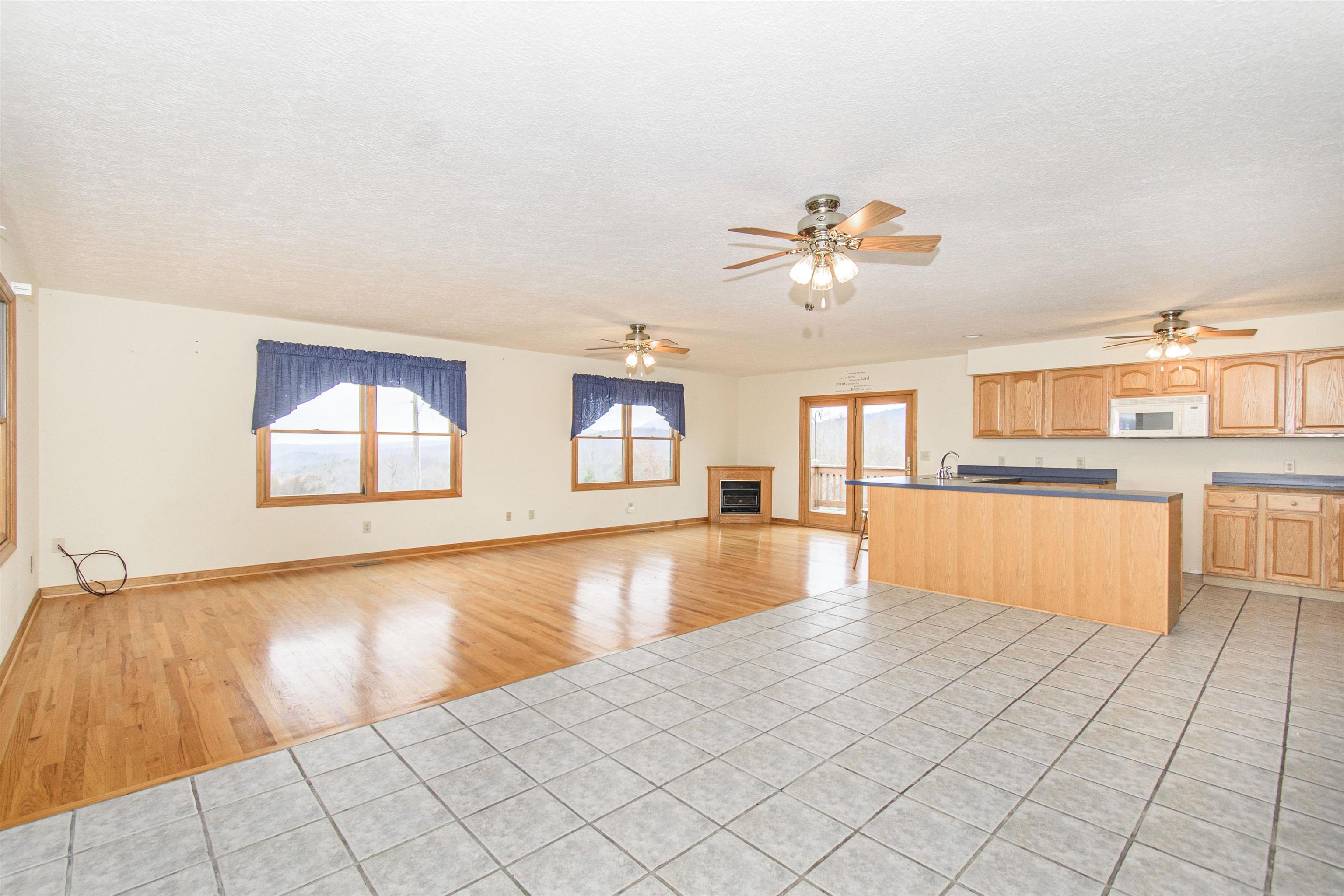 5485 Buffalo Mountain Road SW Willis VA 24380