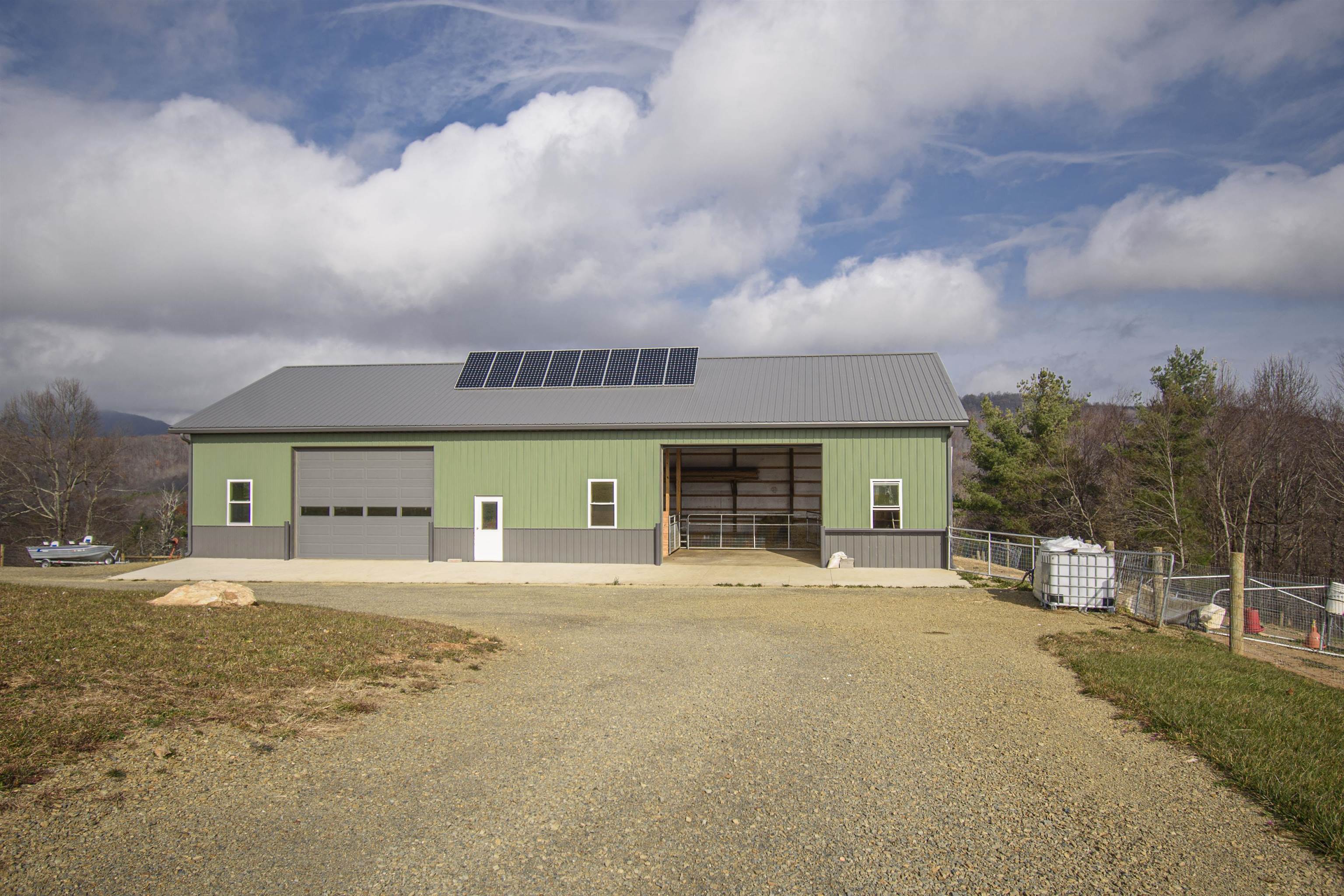 5485 Buffalo Mountain Road SW Willis VA 24380