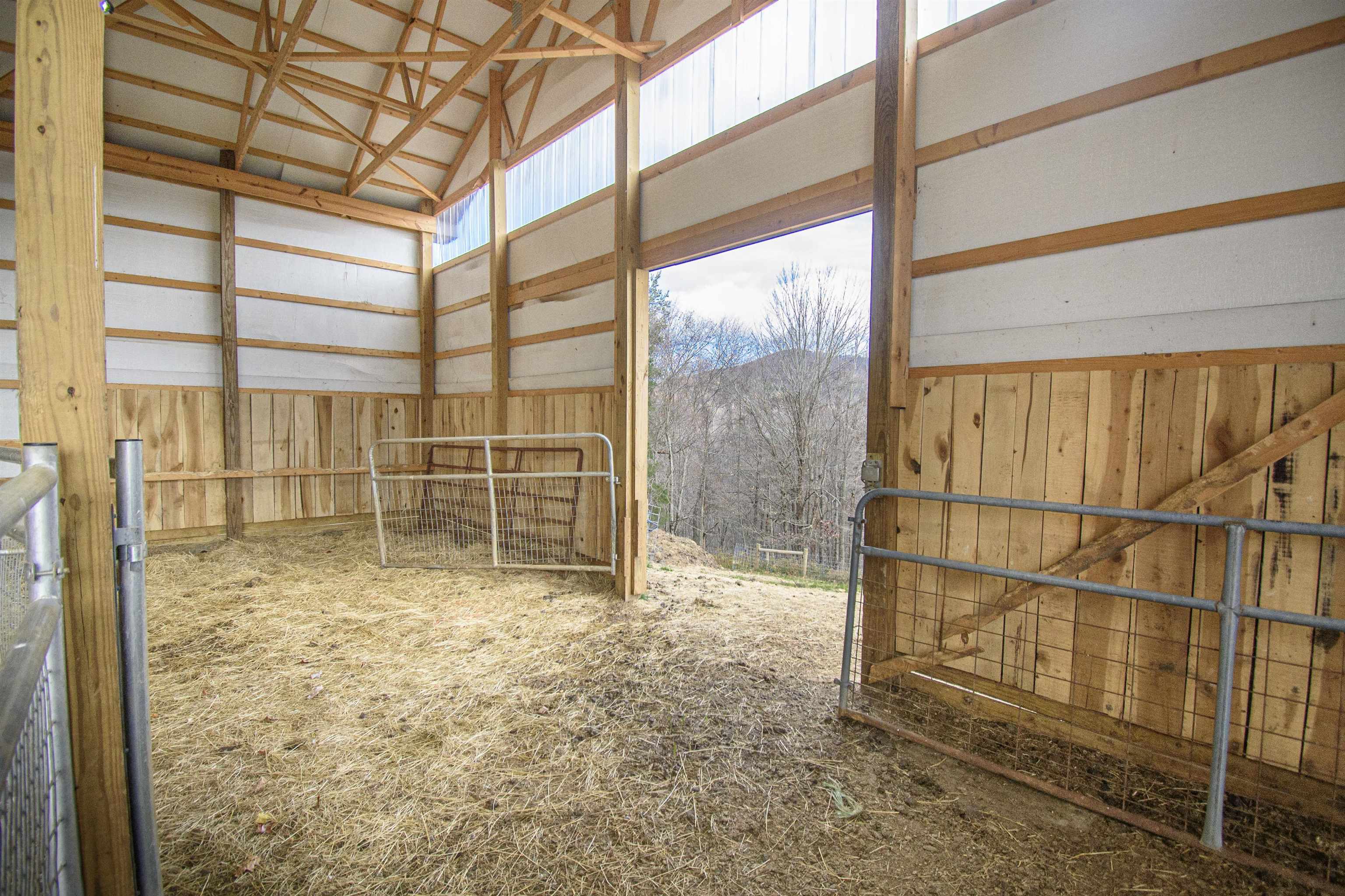 5485 Buffalo Mountain Road SW Willis VA 24380