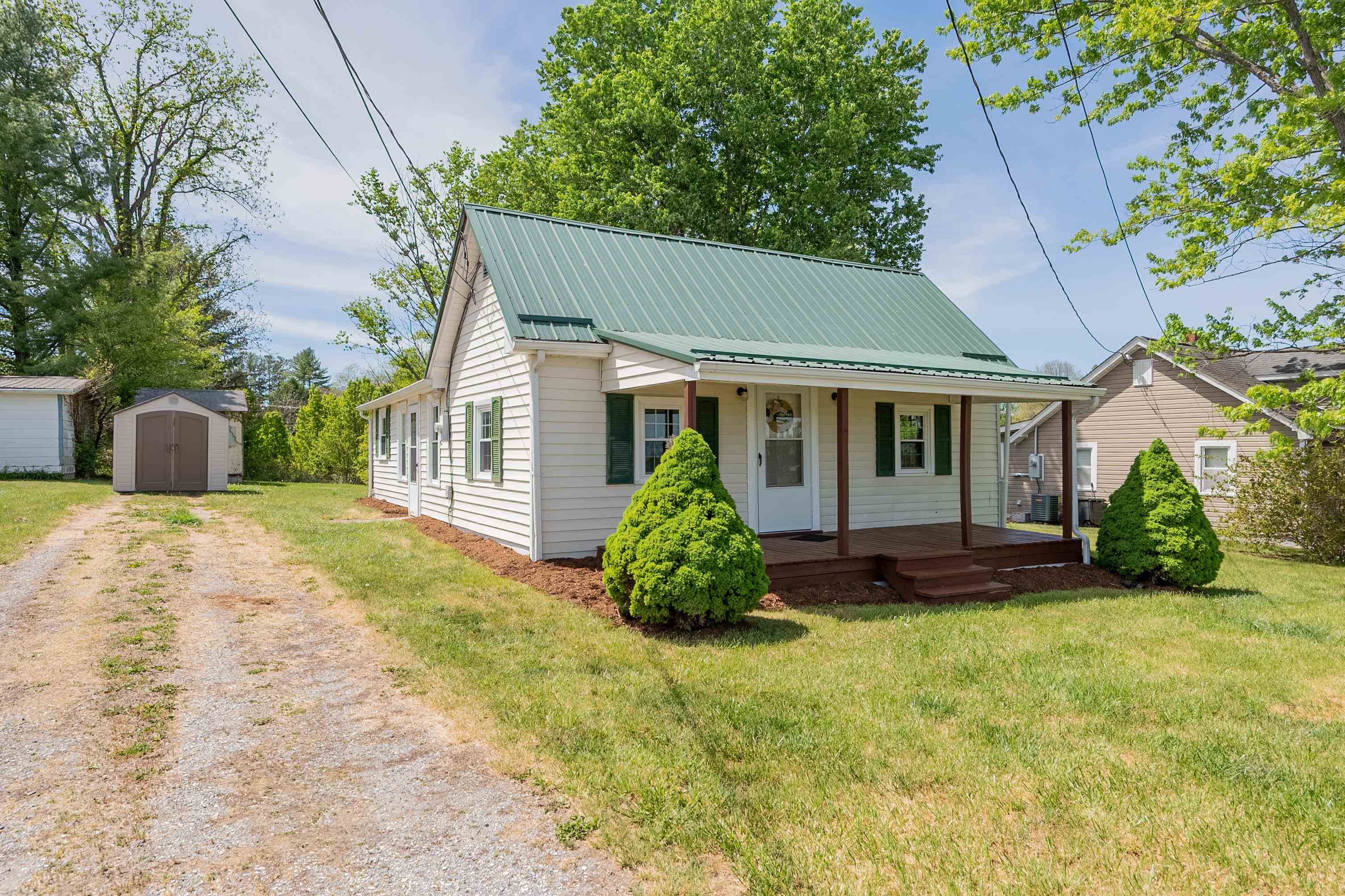 1914 Warden Springs Road Pulaski VA 24301