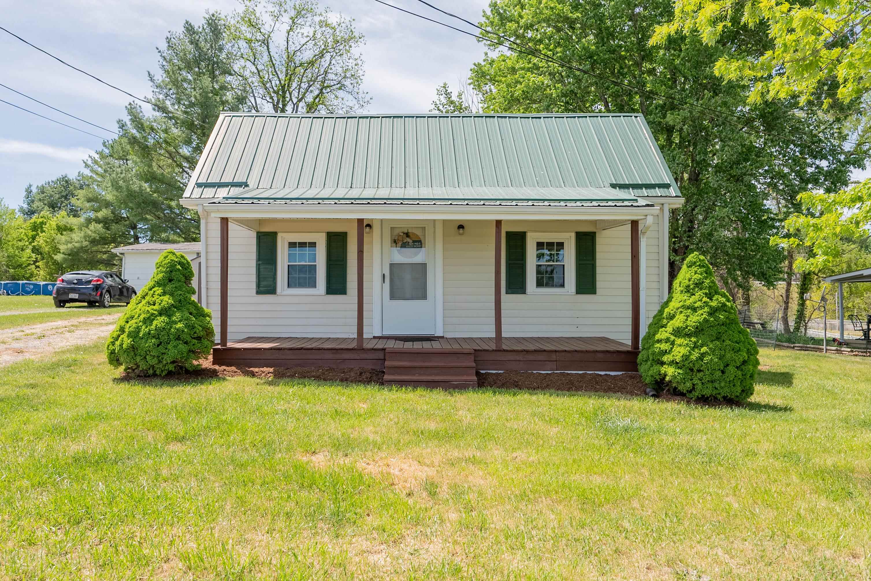 1914 Warden Springs Road Pulaski VA 24301