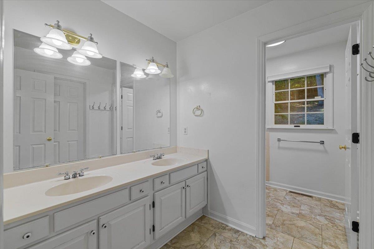 1010 Madison Lane Blacksburg VA 24060