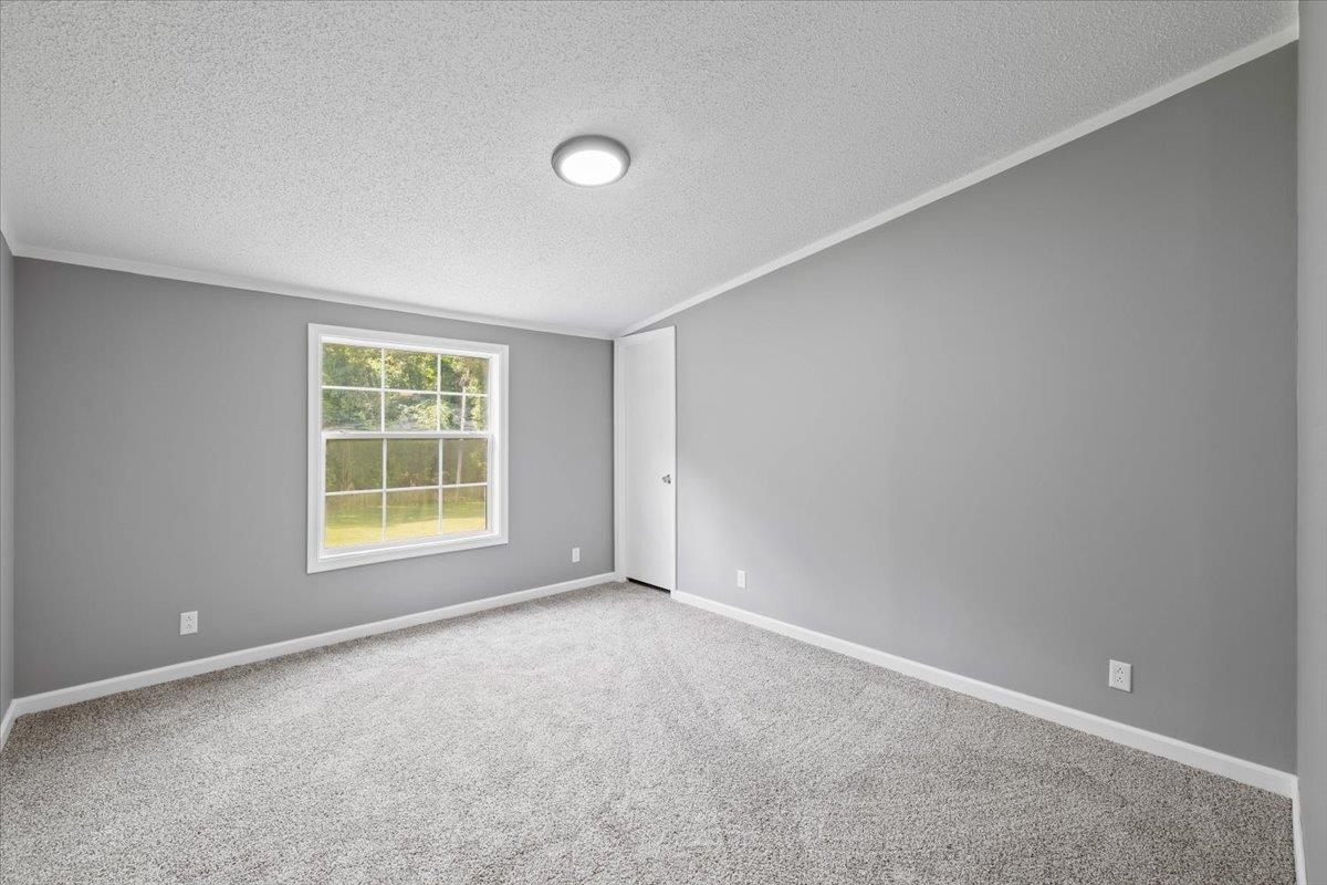 1608 Taylor Street Radford VA 24141