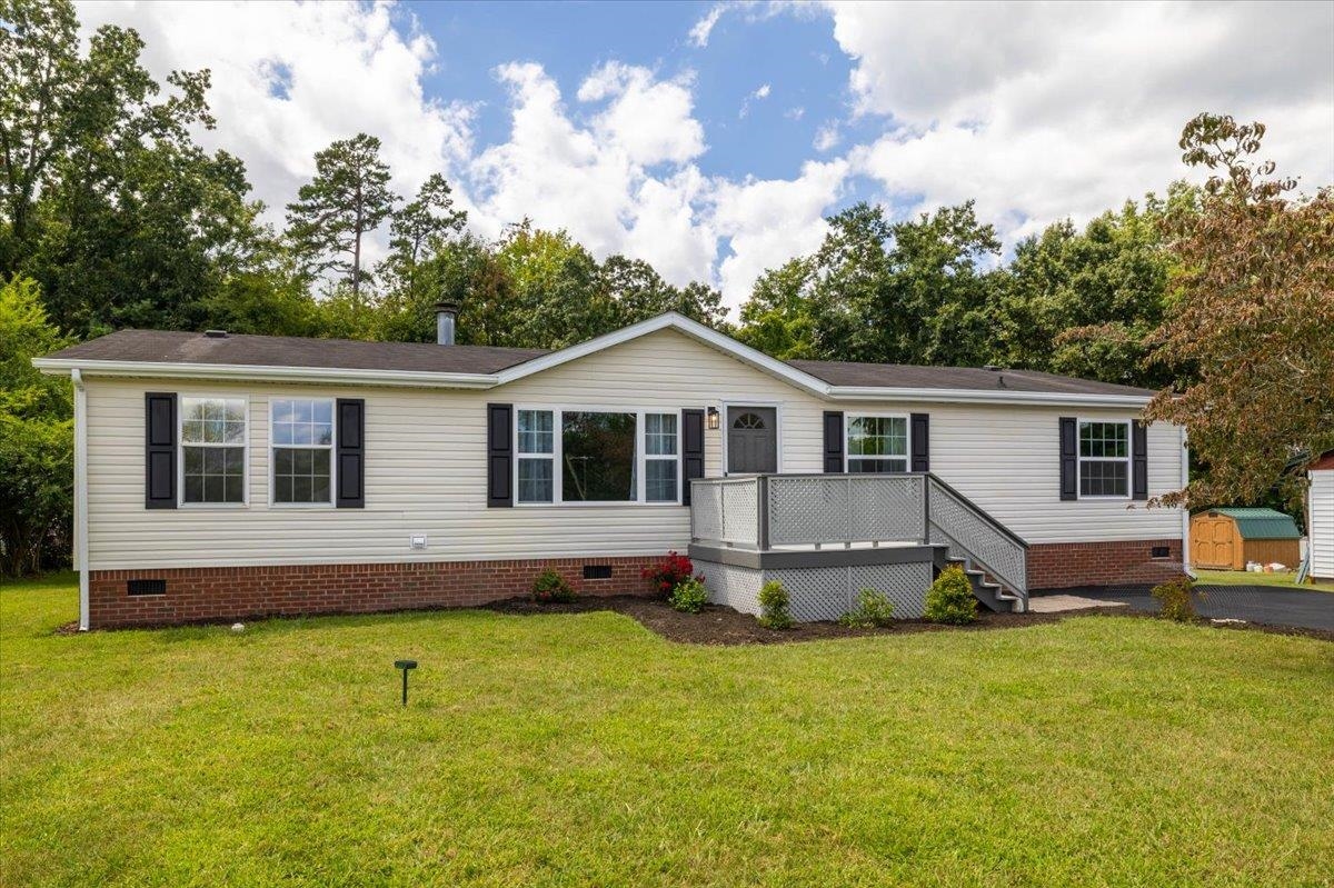 1608 Taylor Street Radford VA 24141