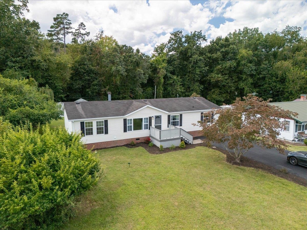 1608 Taylor Street Radford VA 24141