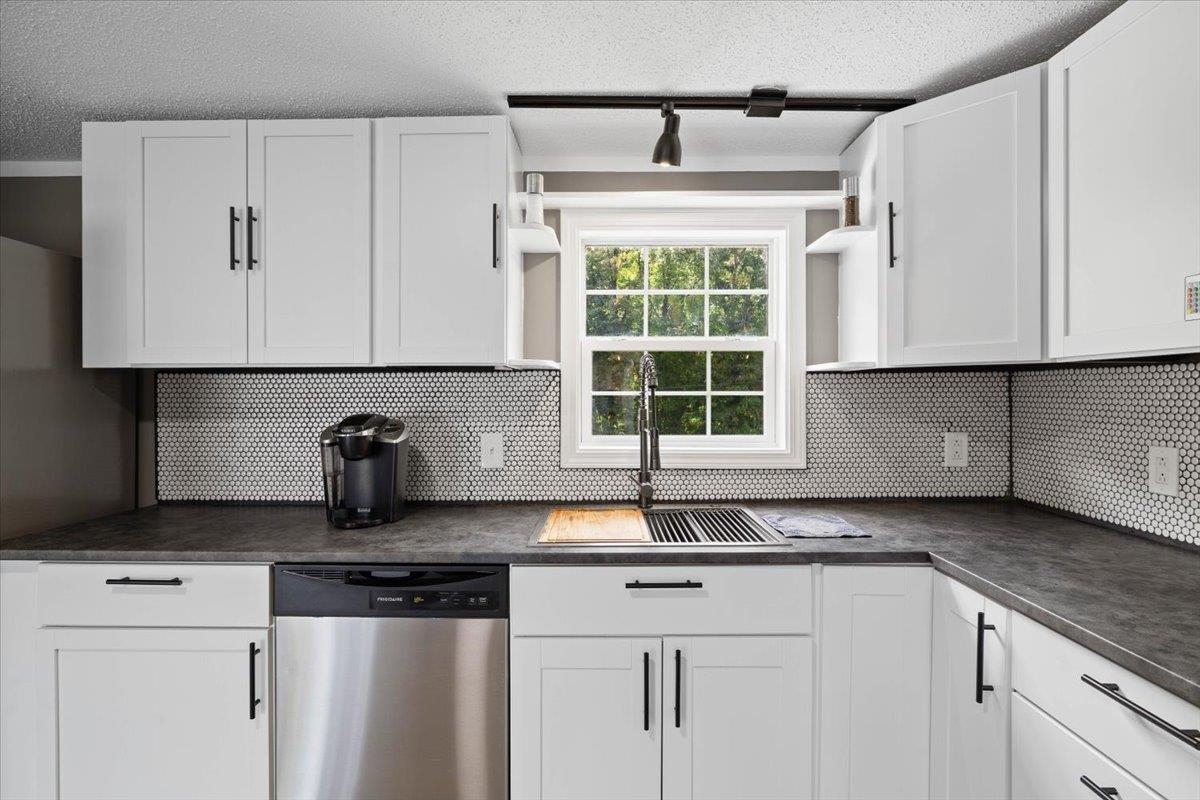 1608 Taylor Street Radford VA 24141