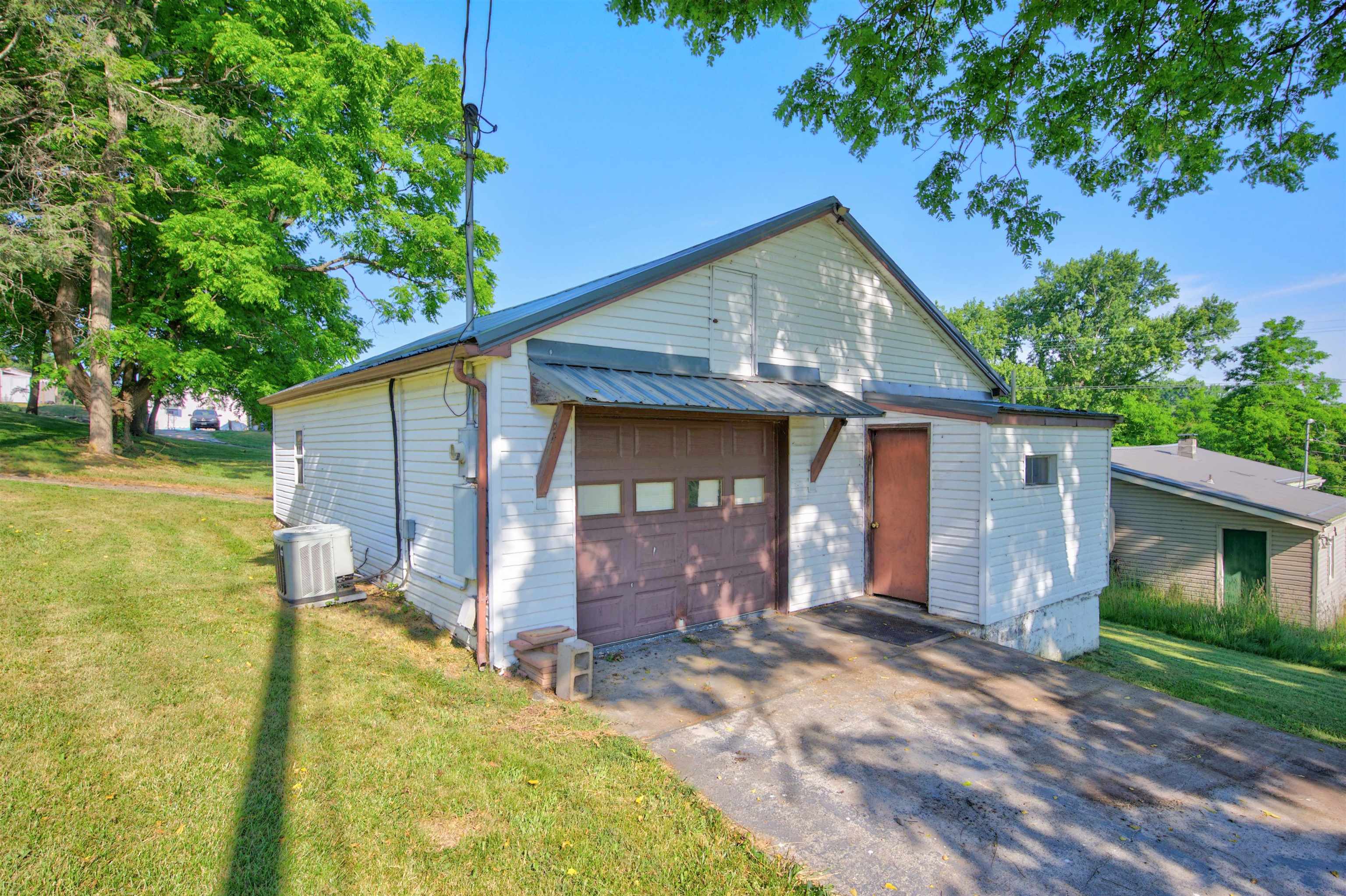 6226 Old Route 11 Road Dublin VA 24084