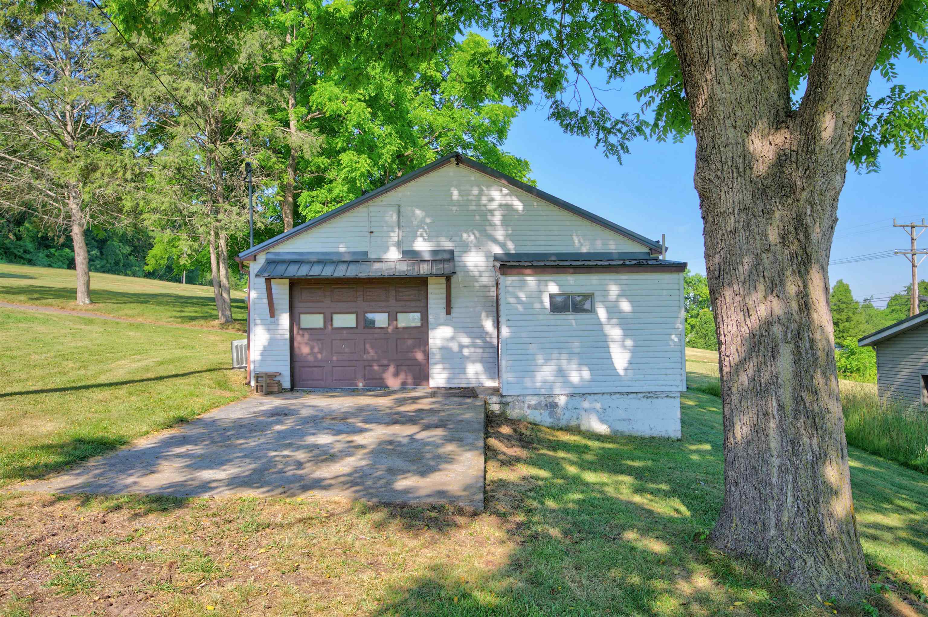 6226 Old Route 11 Road Dublin VA 24084