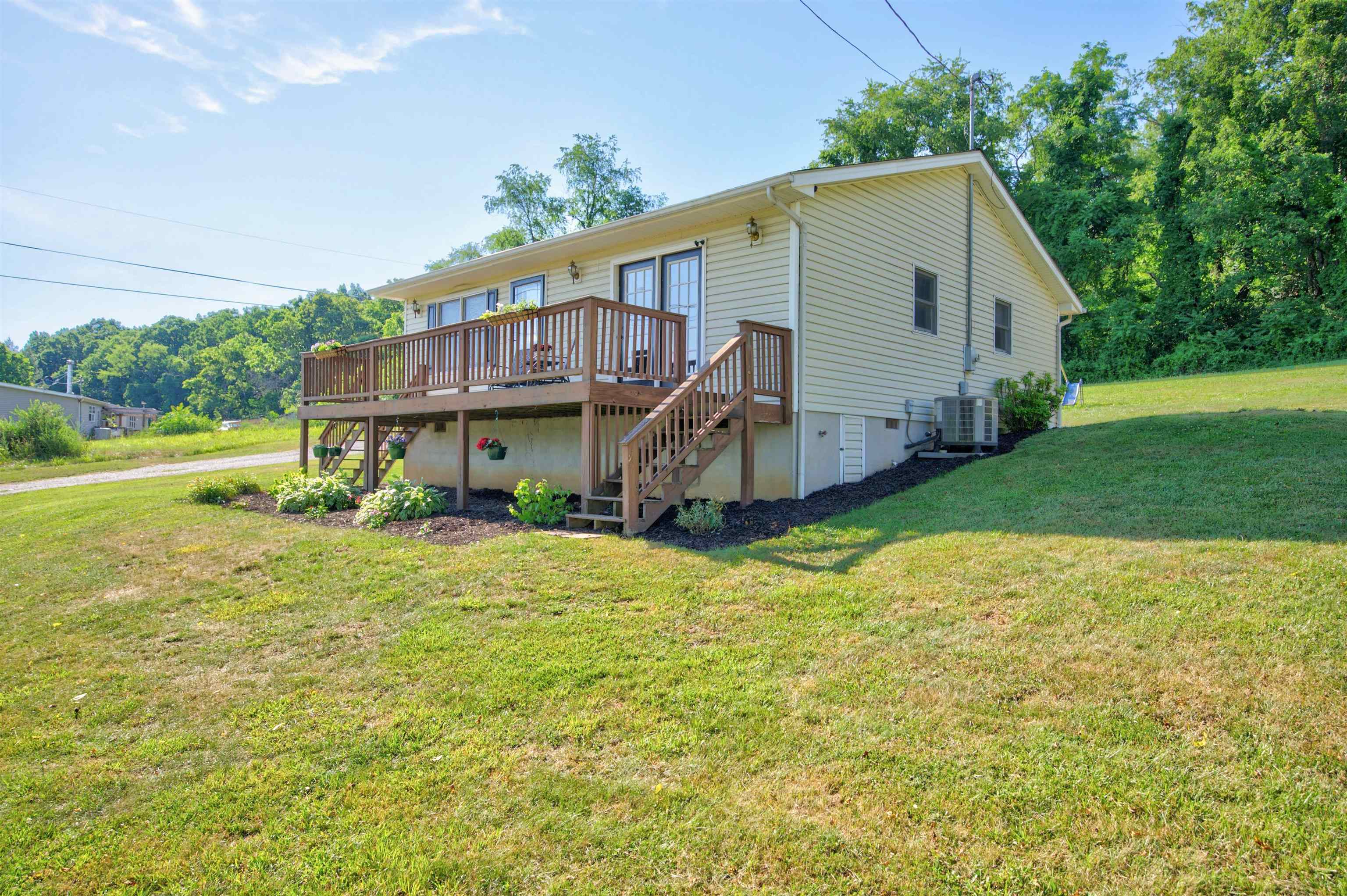 6226 Old Route 11 Road Dublin VA 24084