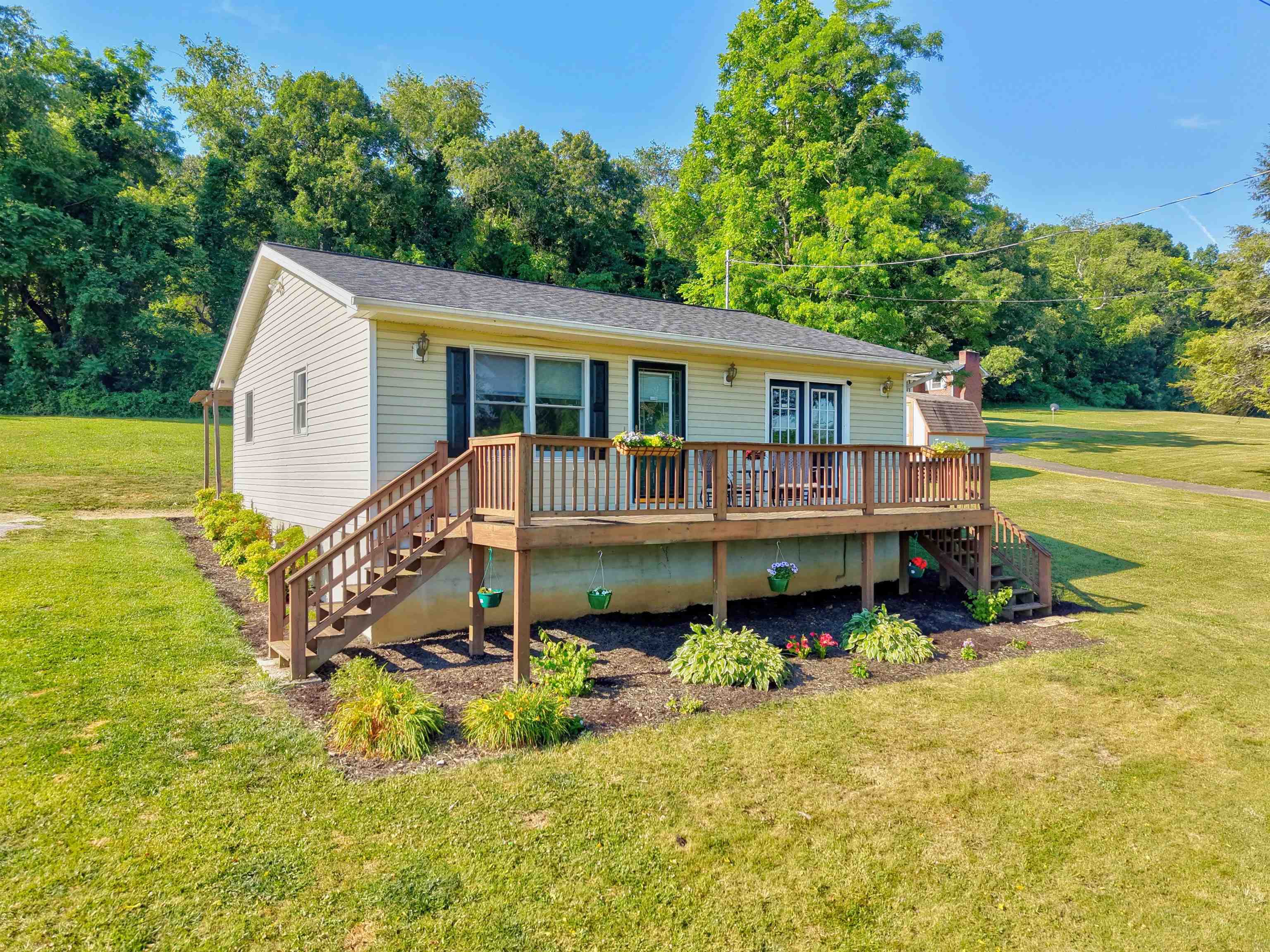 6226 Old Route 11 Road Dublin VA 24084