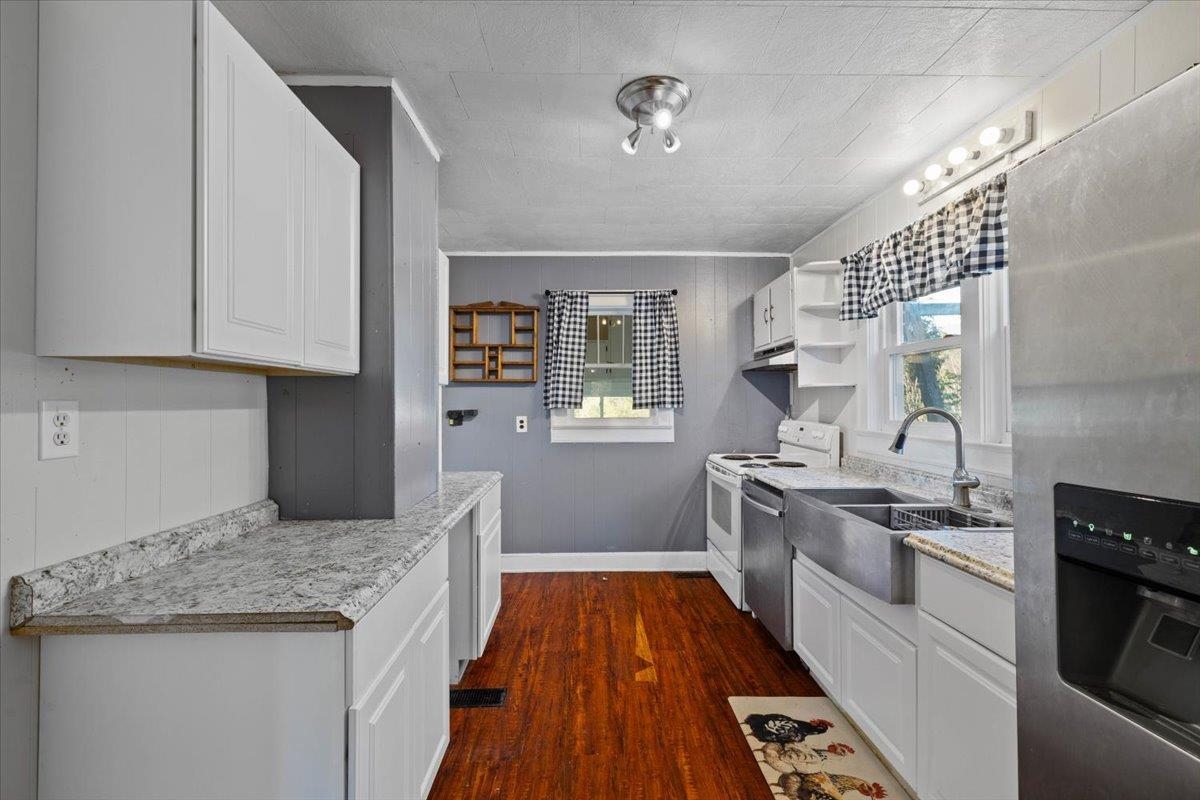 218 Doe Creek Road Pembroke VA 24136