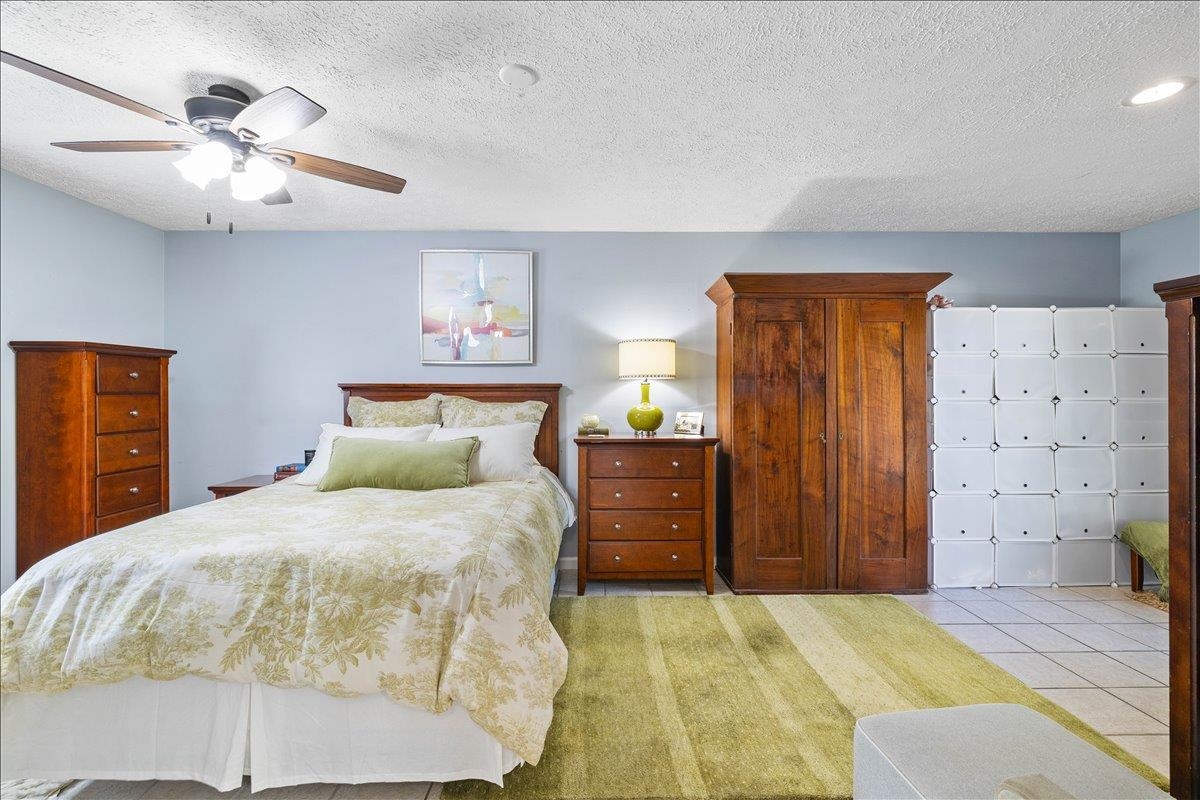 6352 Spring Avenue Fairlawn VA 24141
