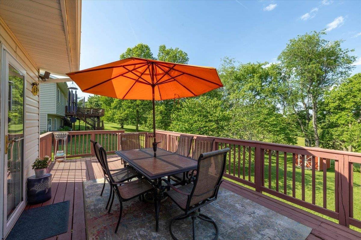 6352 Spring Avenue Fairlawn VA 24141