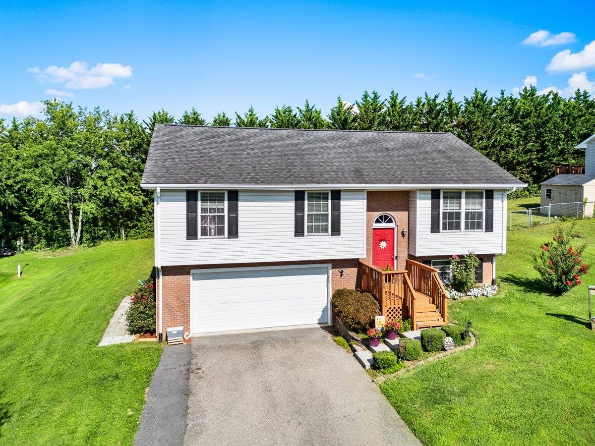 105 Ashton Court Christiansburg VA 24073