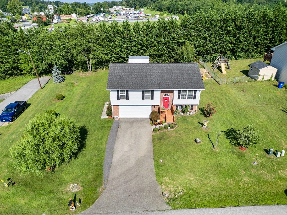 105 Ashton Court Christiansburg VA 24073