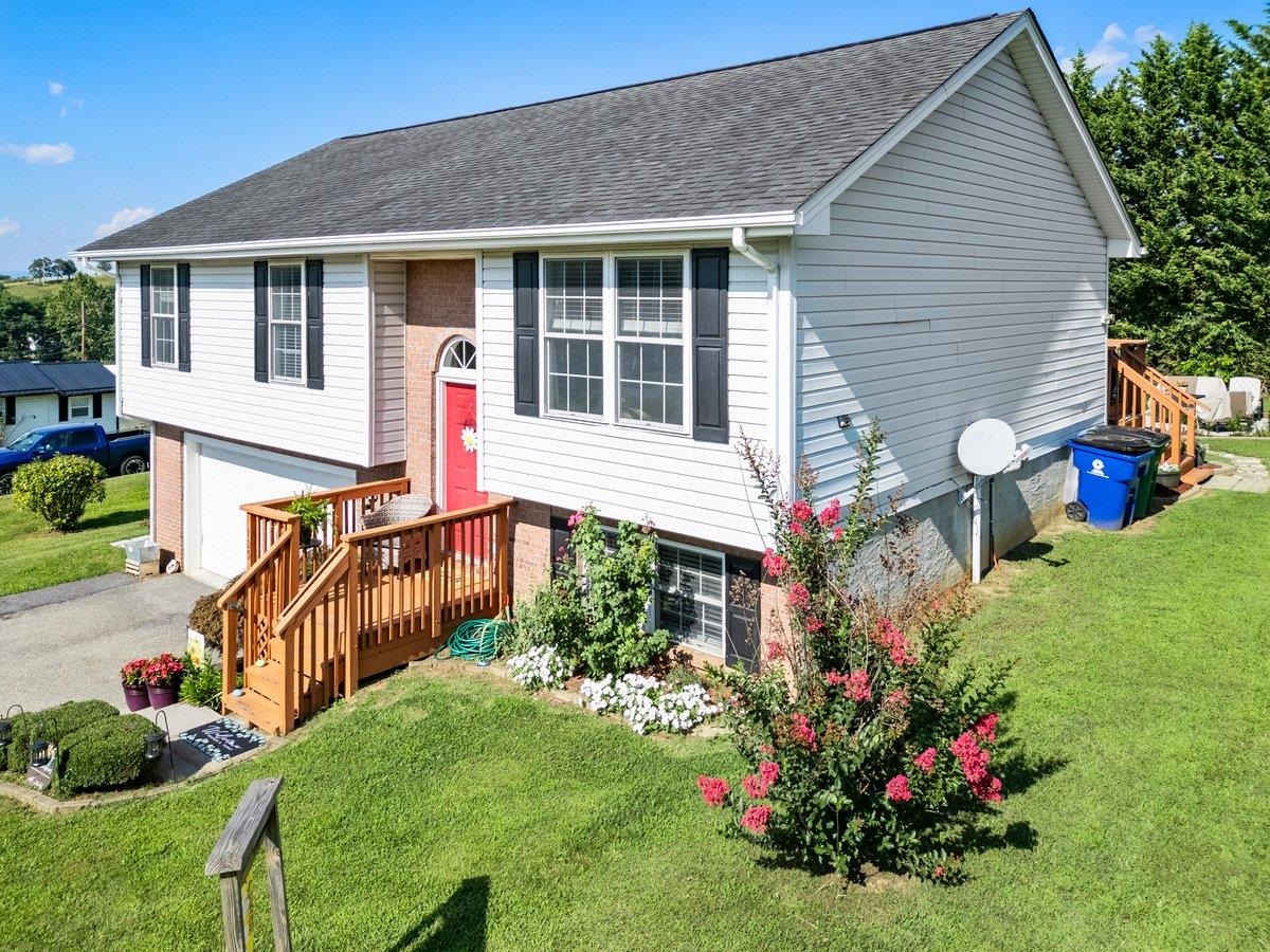 105 Ashton Court Christiansburg VA 24073