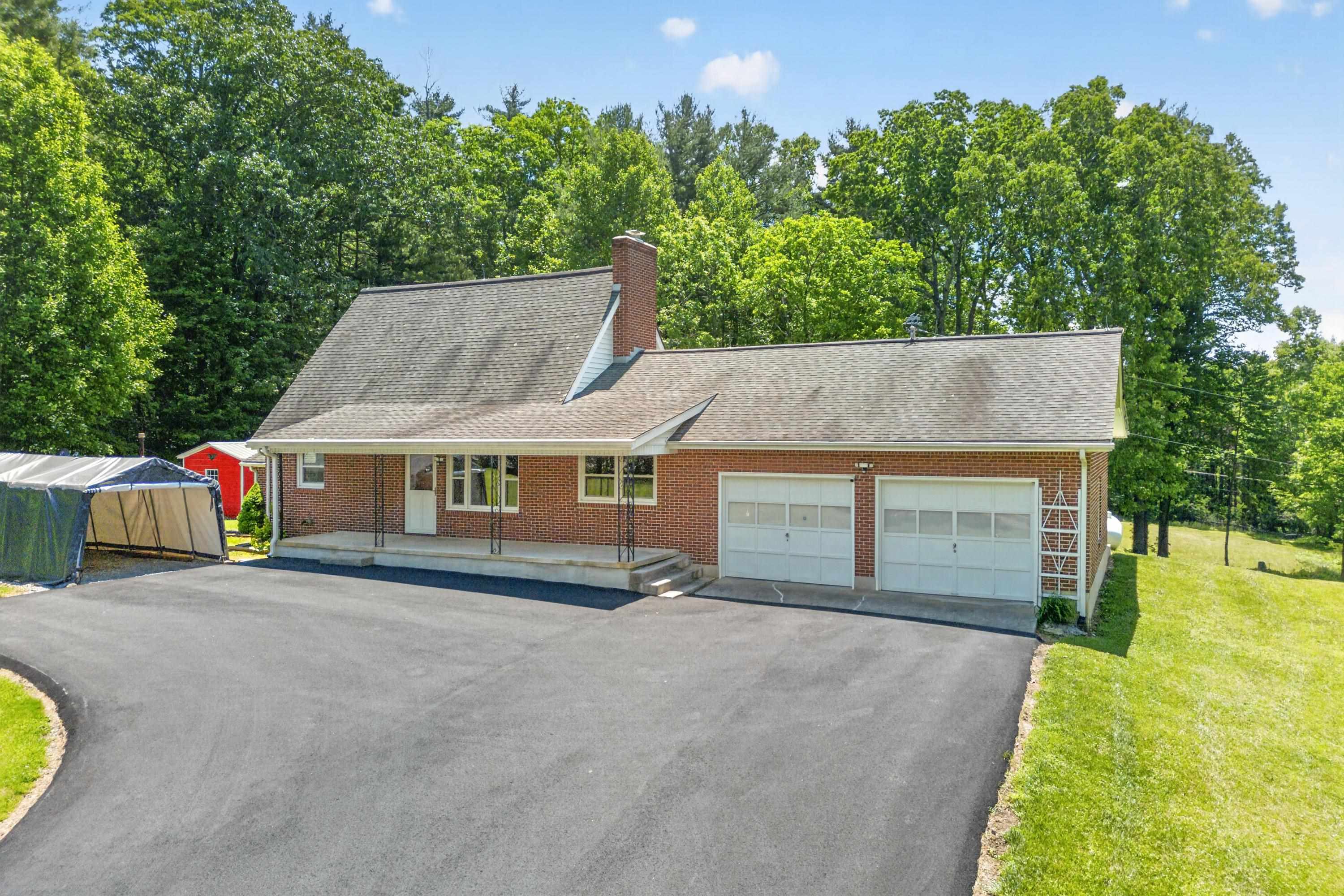 644 Daniels Run Road NE Copper Hill VA 24079