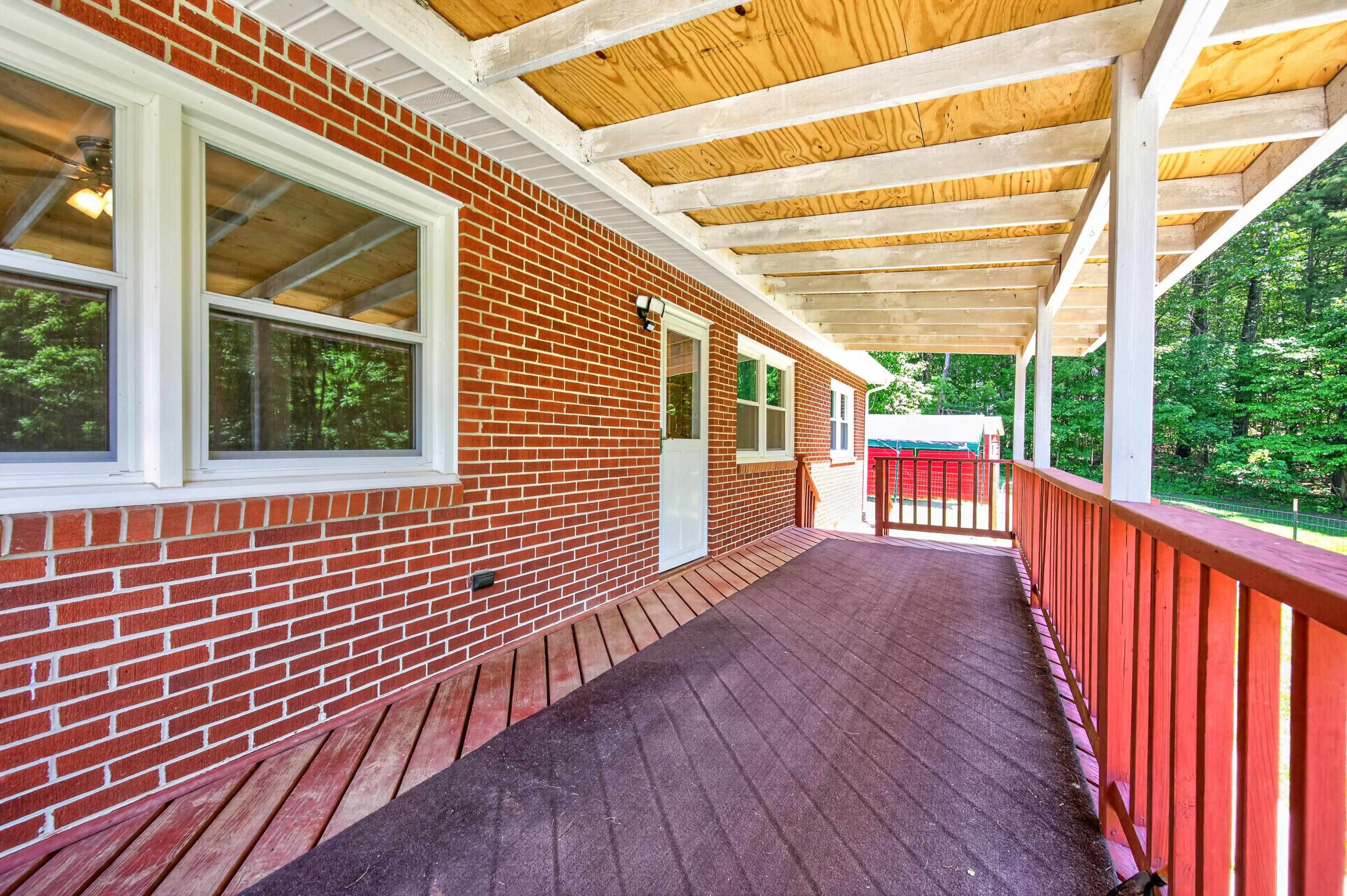 644 Daniels Run Road NE Copper Hill VA 24079