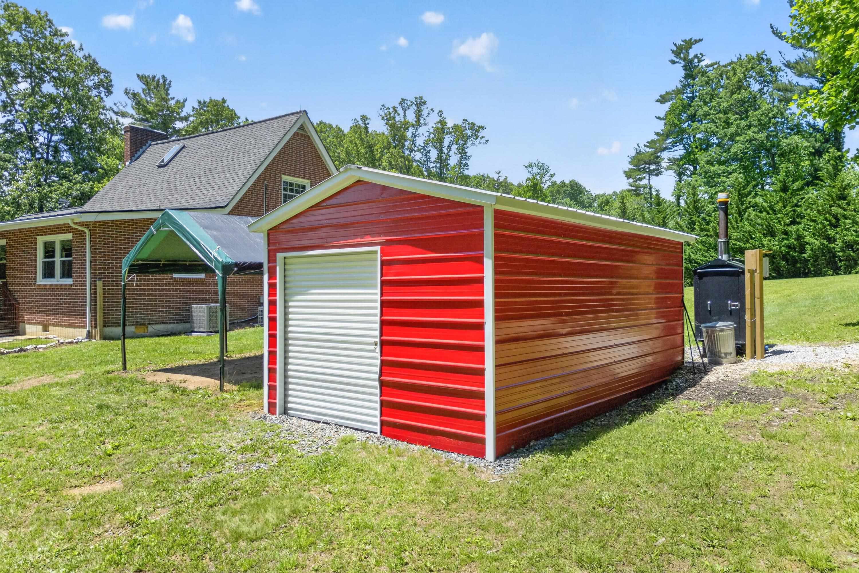 644 Daniels Run Road NE Copper Hill VA 24079
