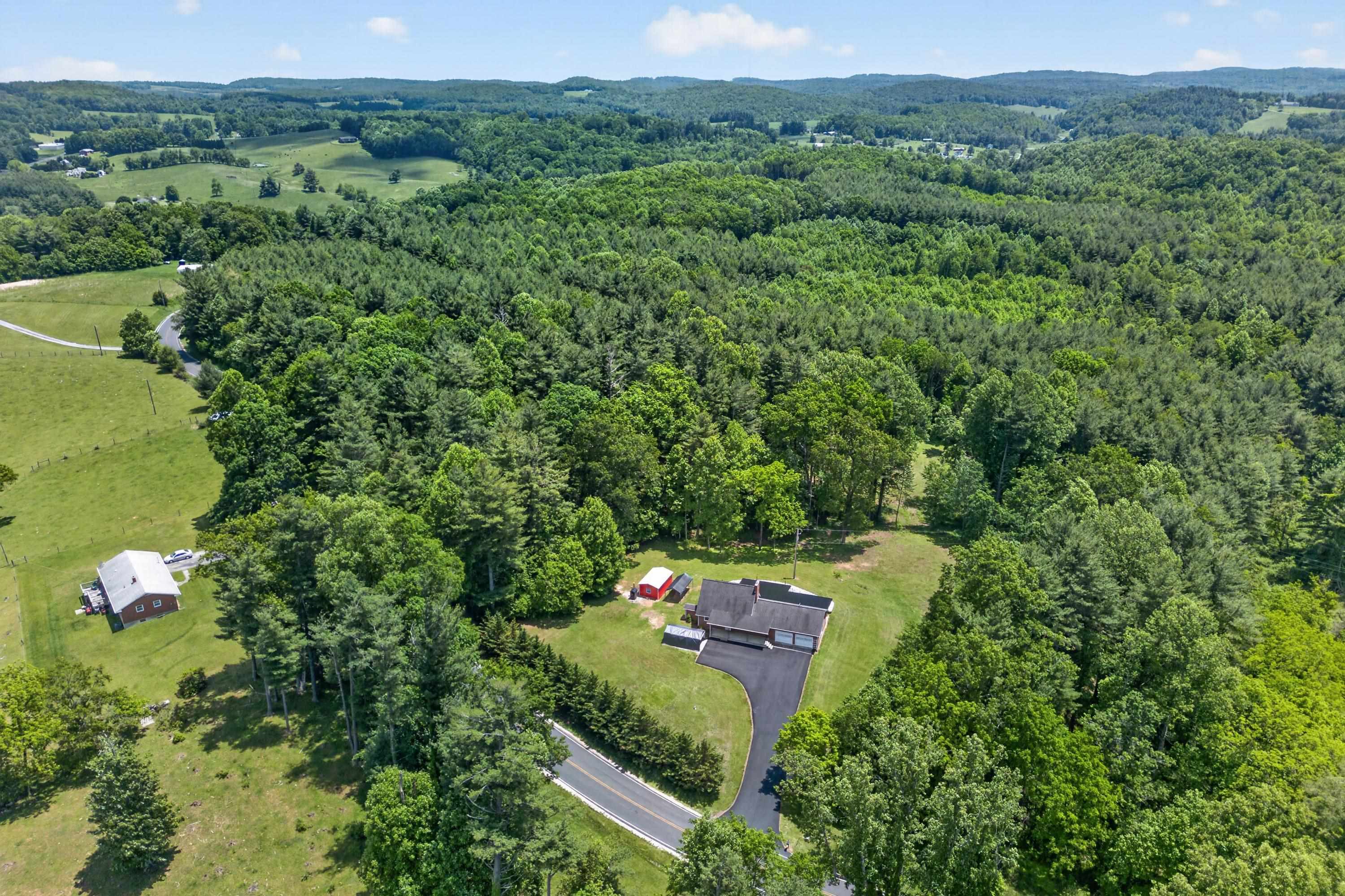 644 Daniels Run Road NE Copper Hill VA 24079
