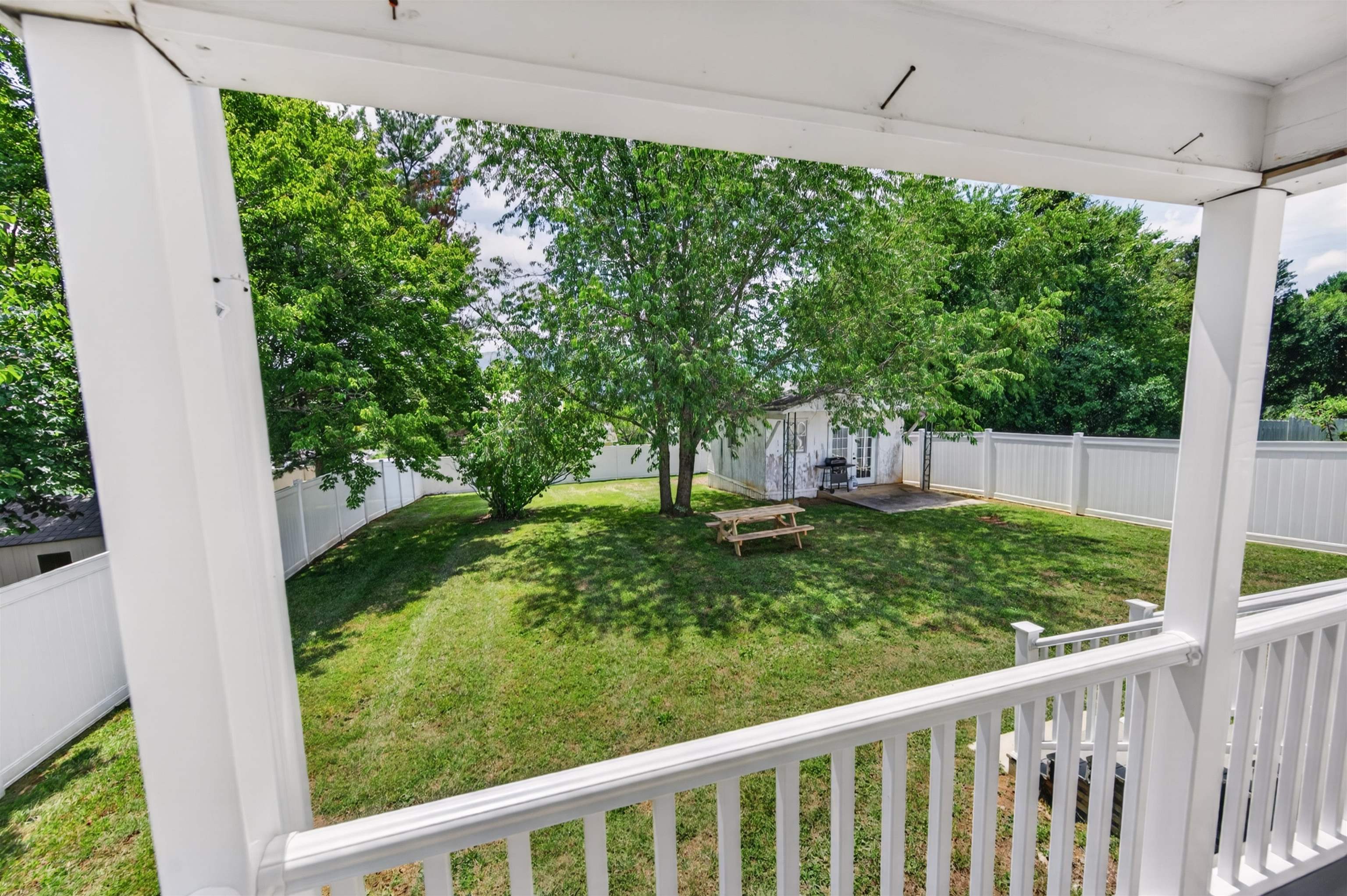1445 W North Street Wytheville VA 24382
