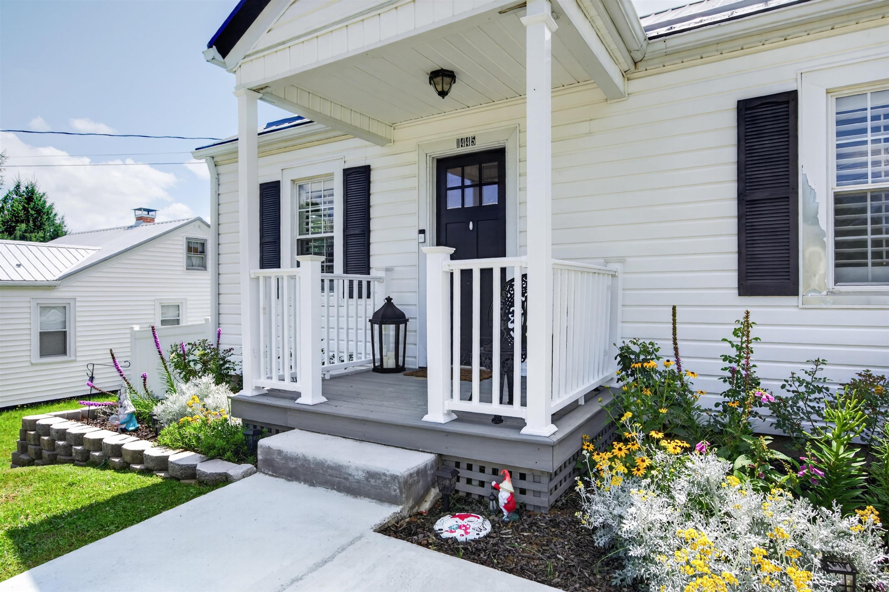 1445 W North Street Wytheville VA 24382
