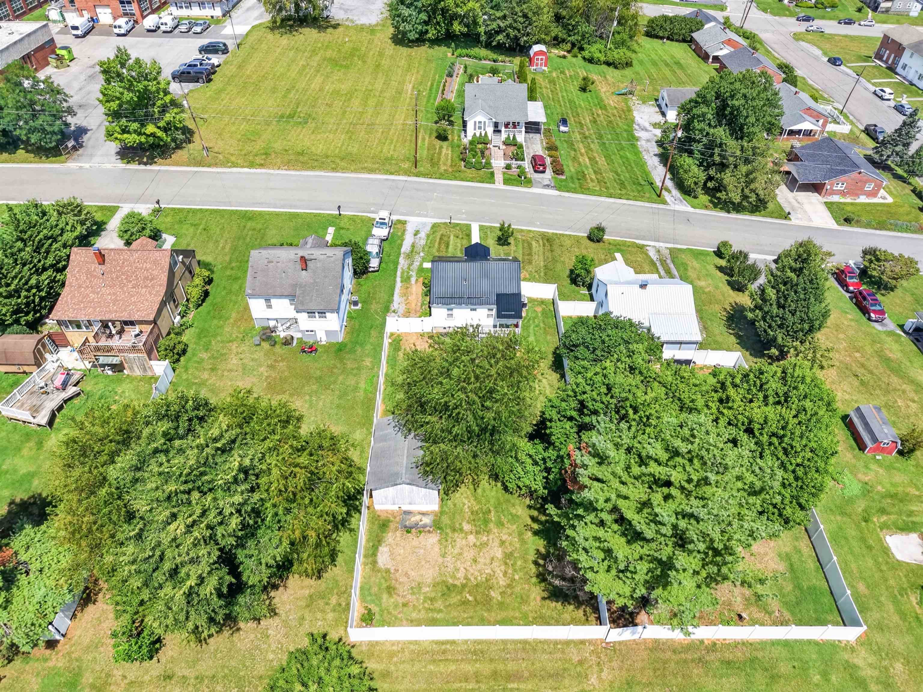 1445 W North Street Wytheville VA 24382