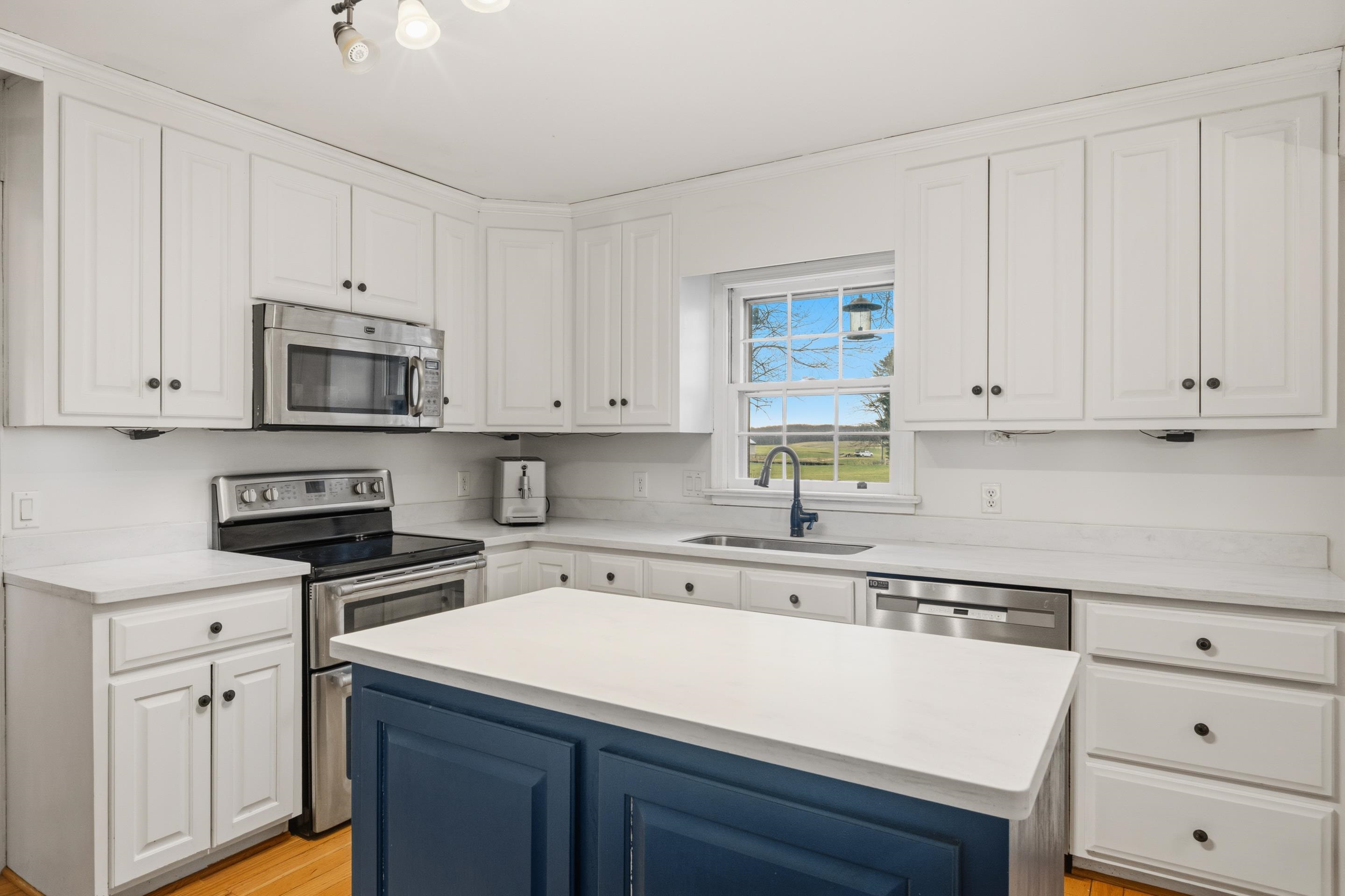 2705 Mount Vernon Lane Blacksburg VA 24060