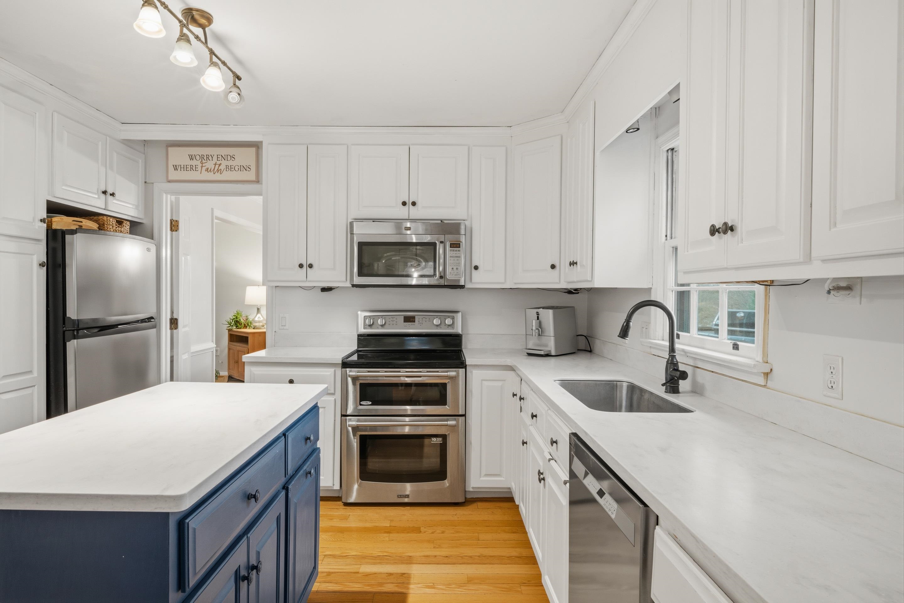 2705 Mount Vernon Lane Blacksburg VA 24060
