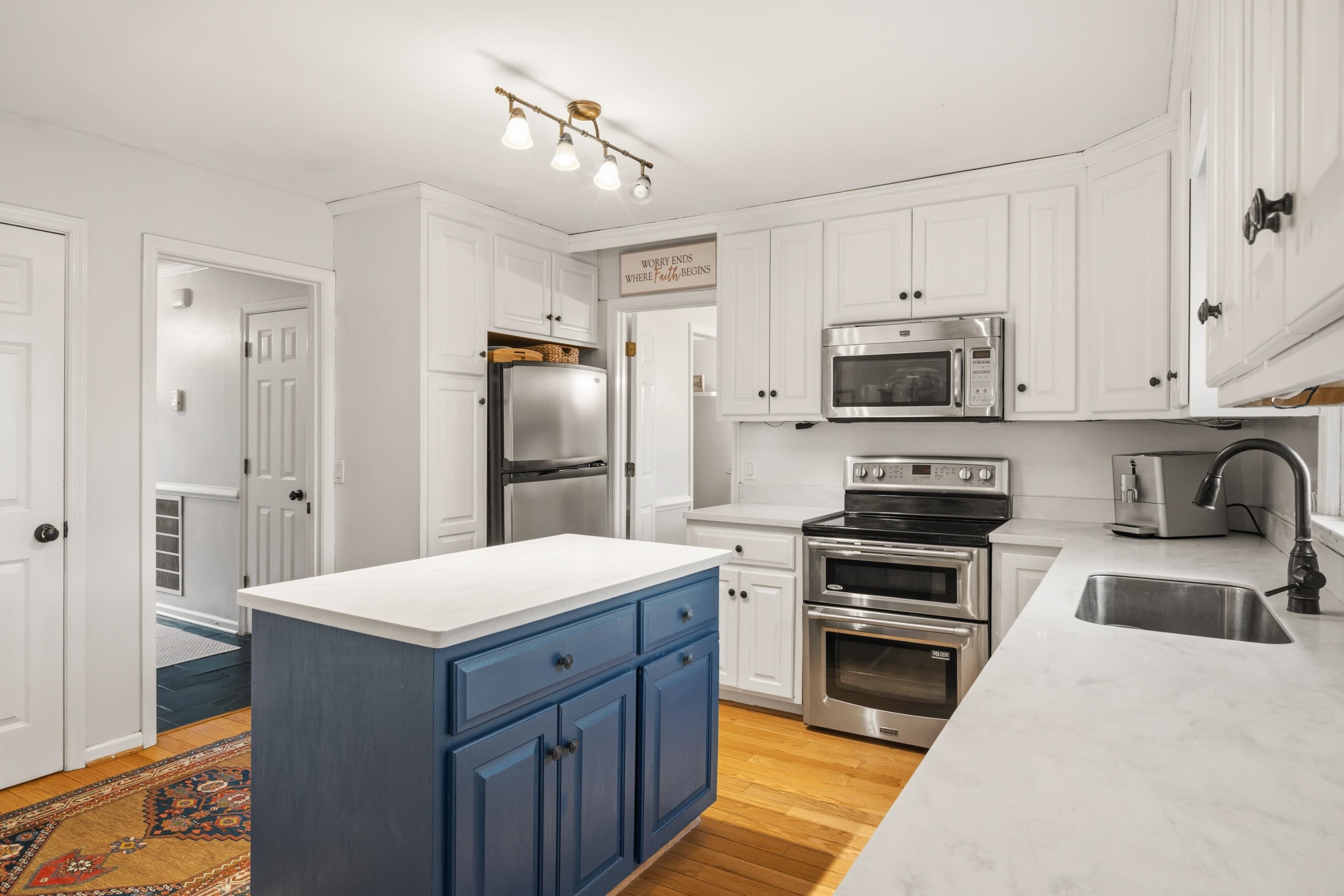 2705 Mount Vernon Lane Blacksburg VA 24060