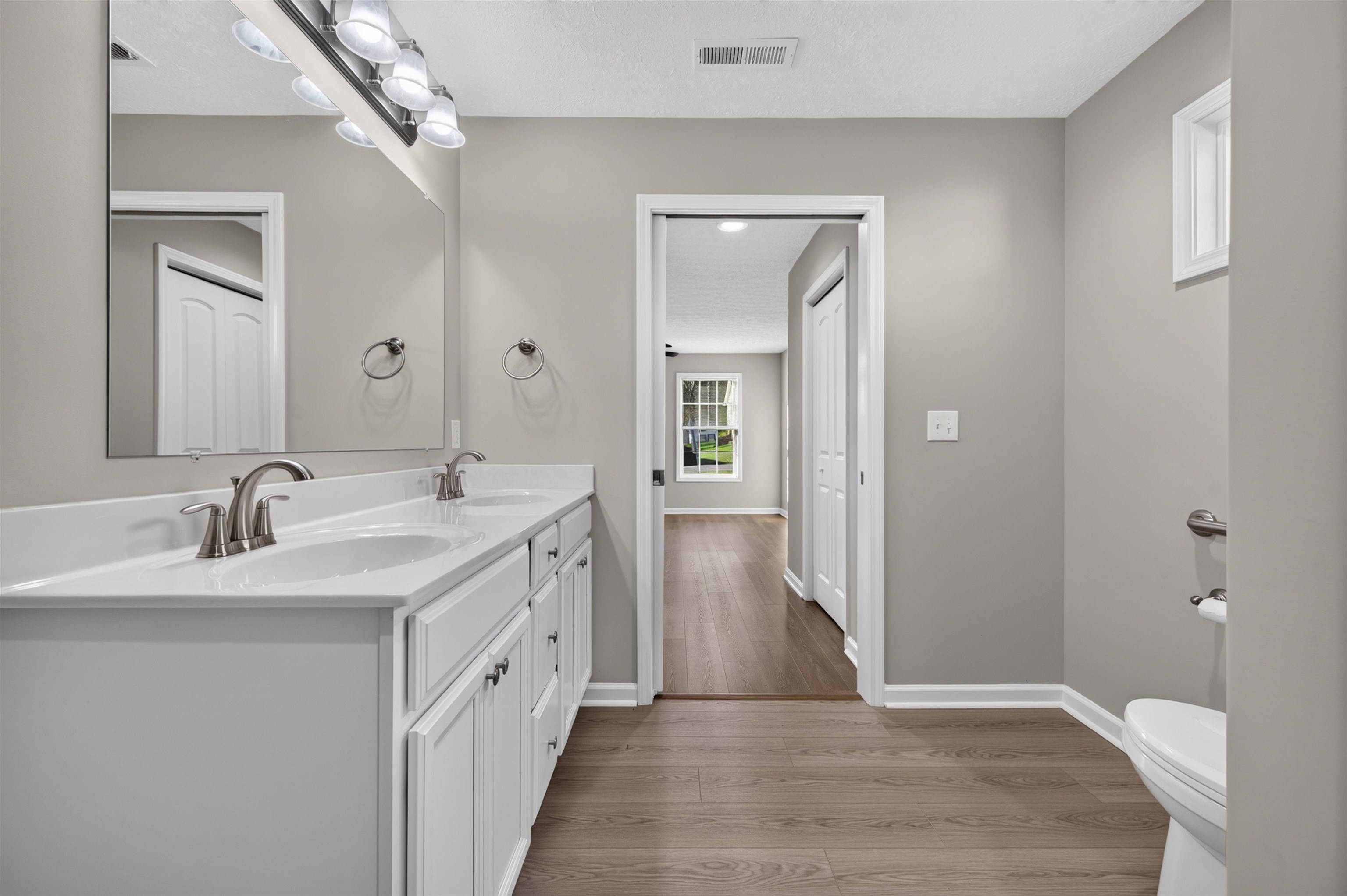 805 Forest Avenue Radford VA 24141