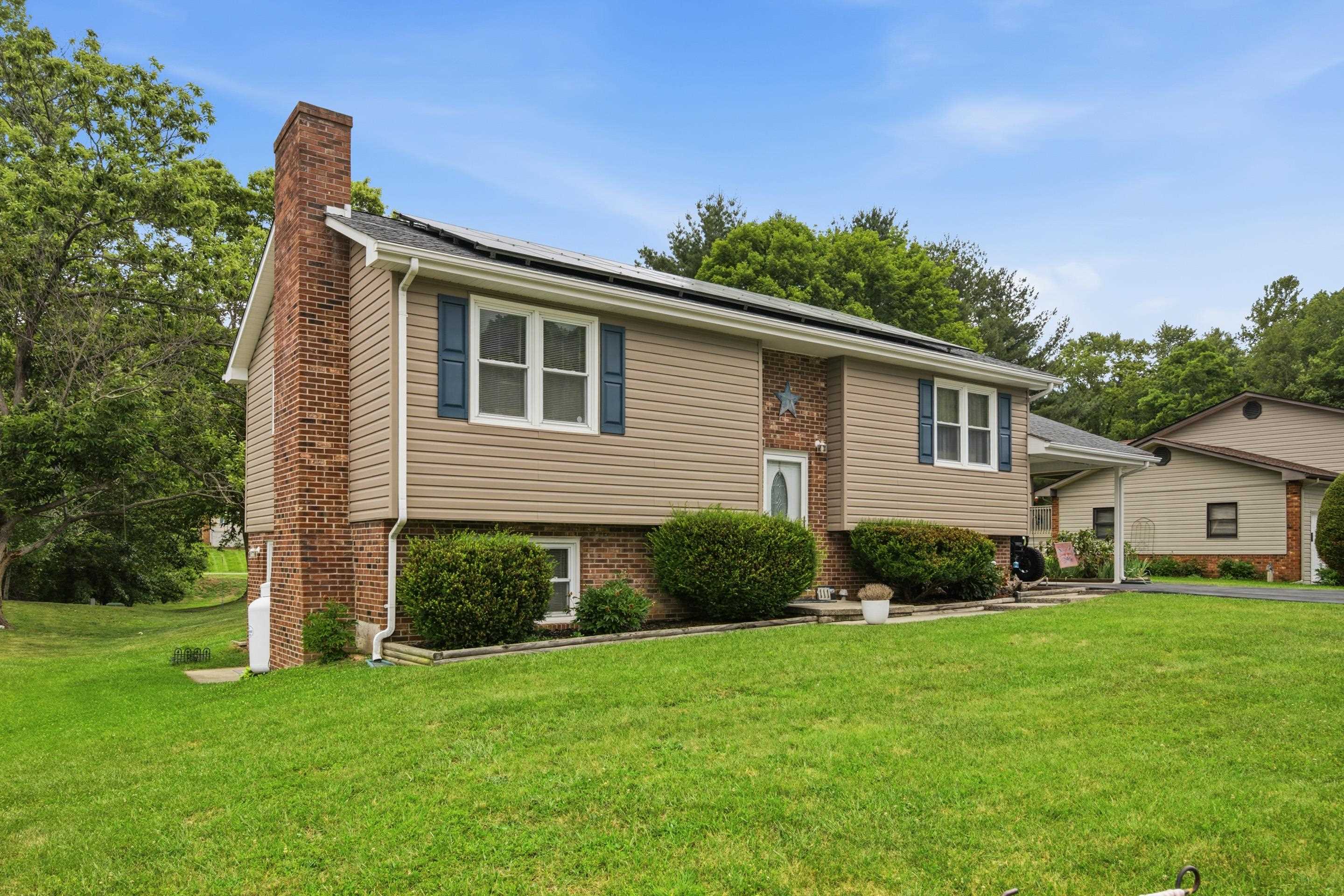 111 Caudill Street Pearisburg VA 24134